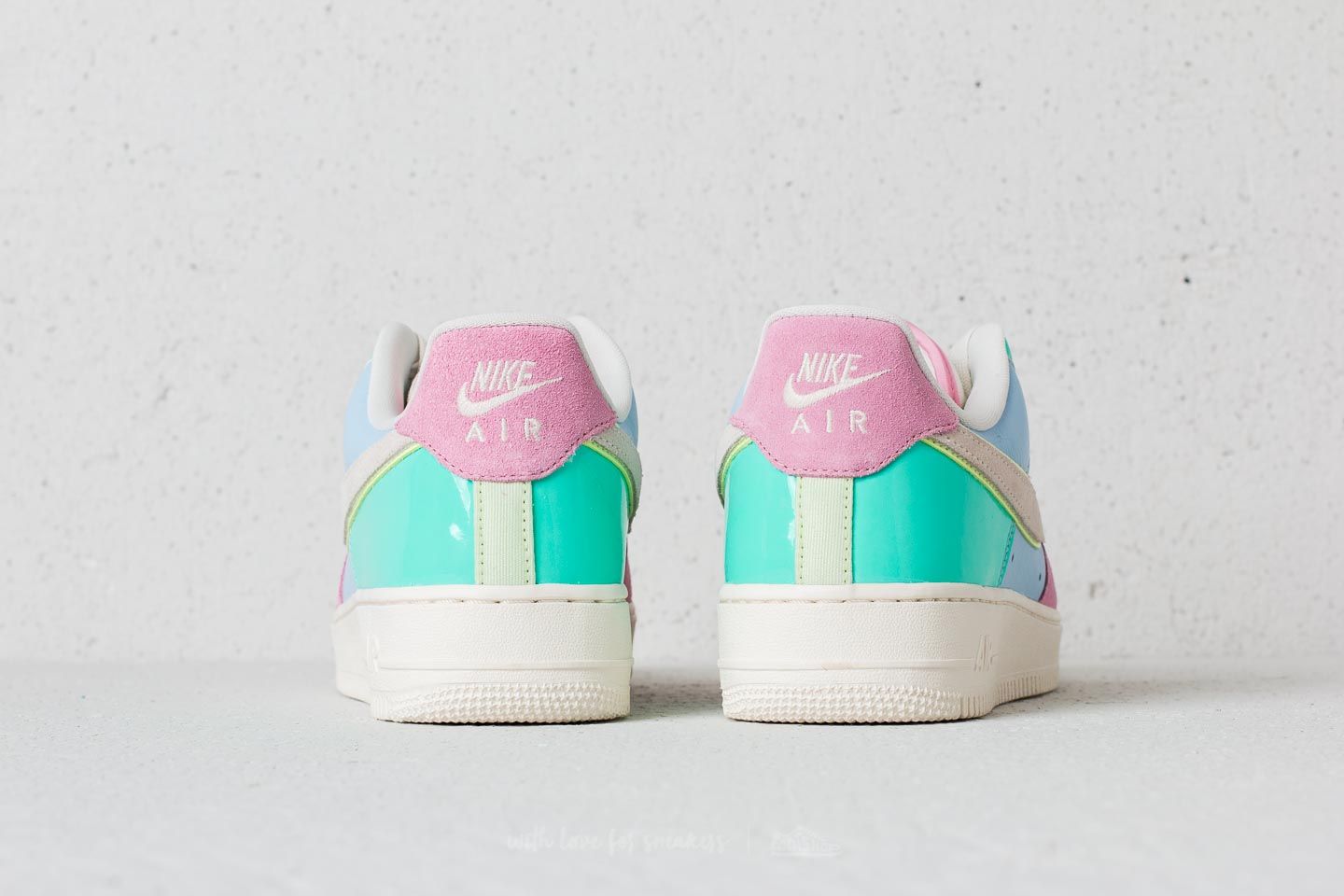 Moški čevlji Nike Air Force 1 '07 QS Ice Blue/ Sail-Hyper Turquise