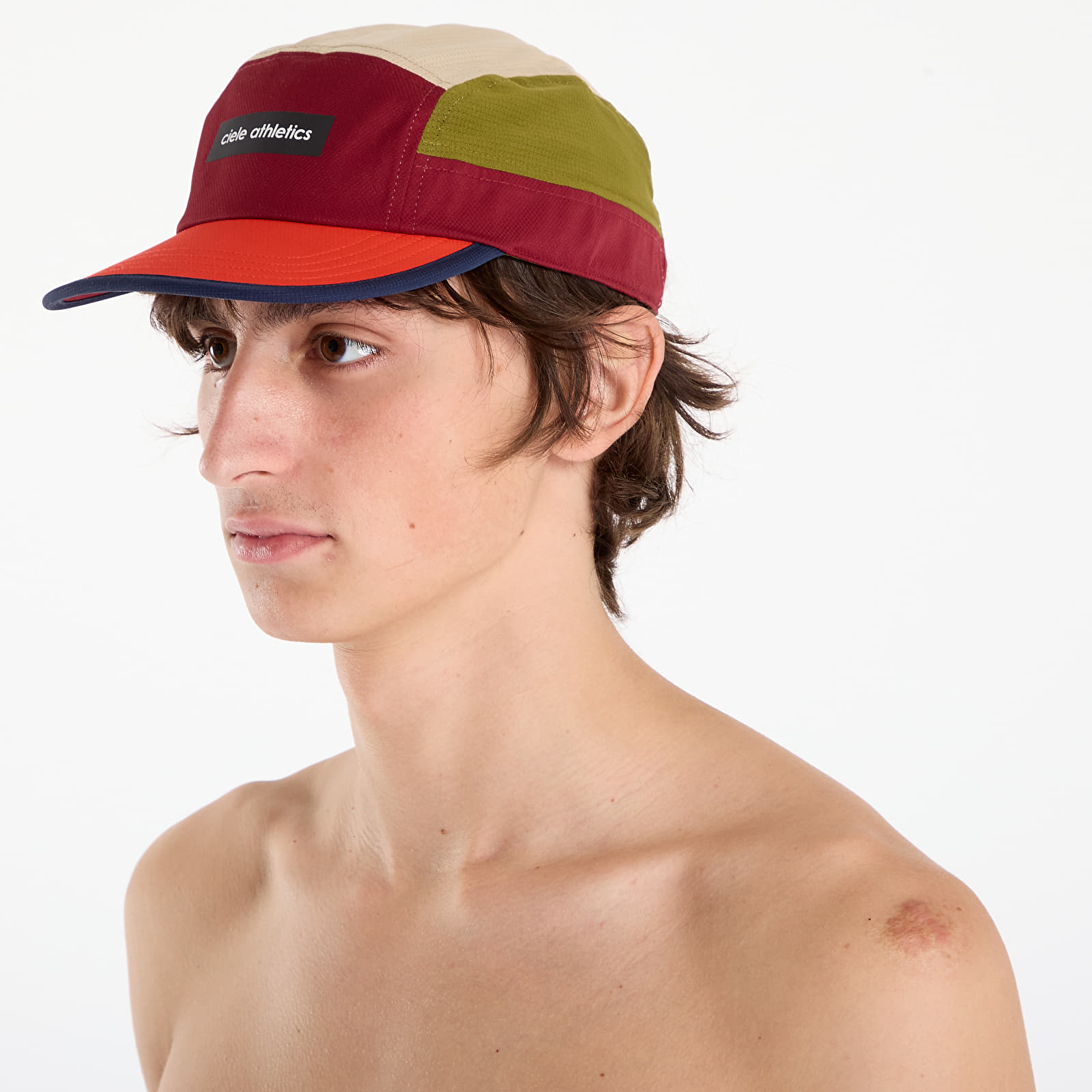 Cepures Ciele Athletics Gocap Field Iconicbar Crimsonred Terrain