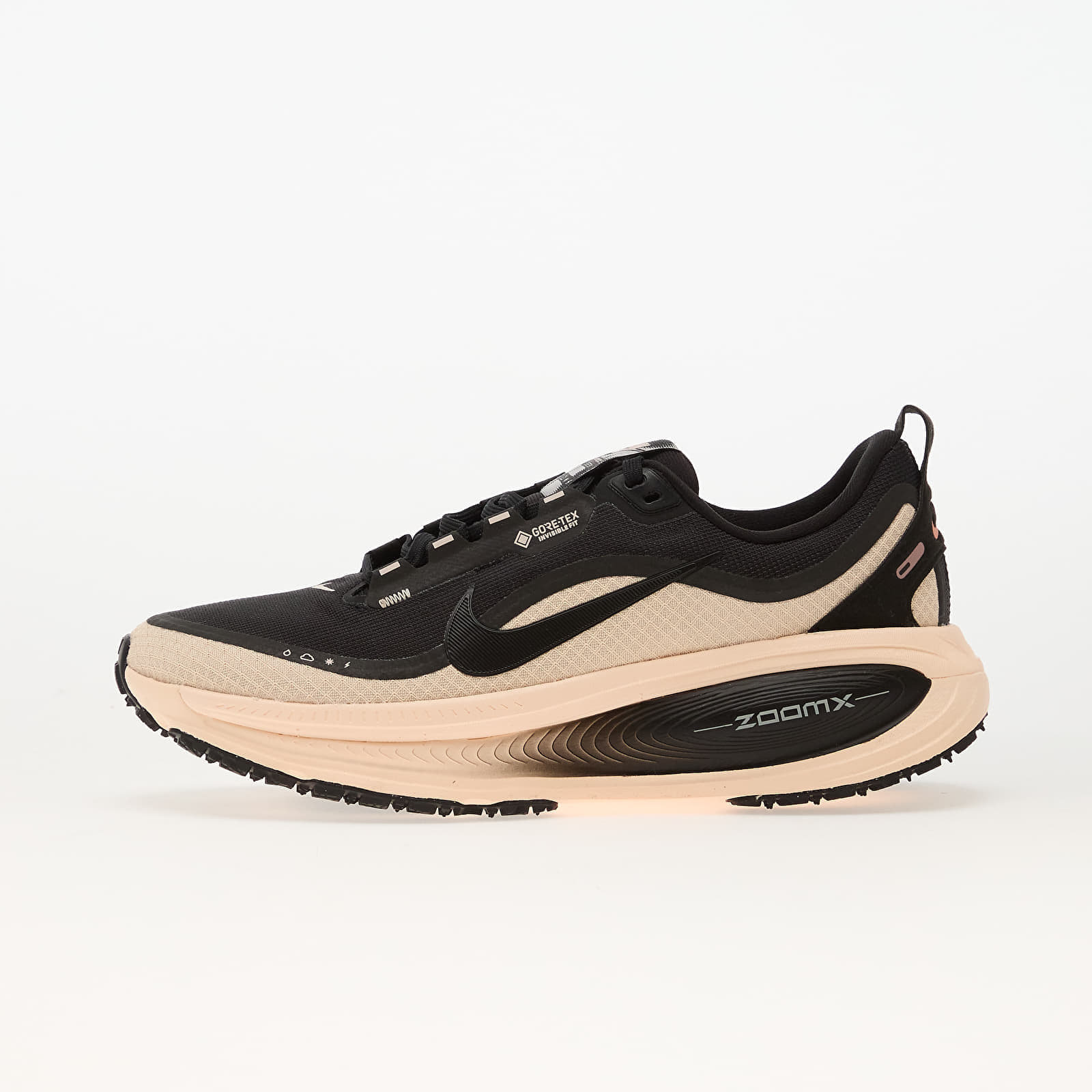 Sneakers Nike Vomero 18 Gore-Tex Black/ Black-Crimson Tint-Black EUR 38.5