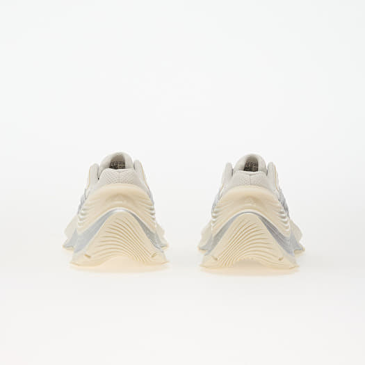 Încălțăminte și sneakerși pentru bărbați adidas Xlg Mtw Off White