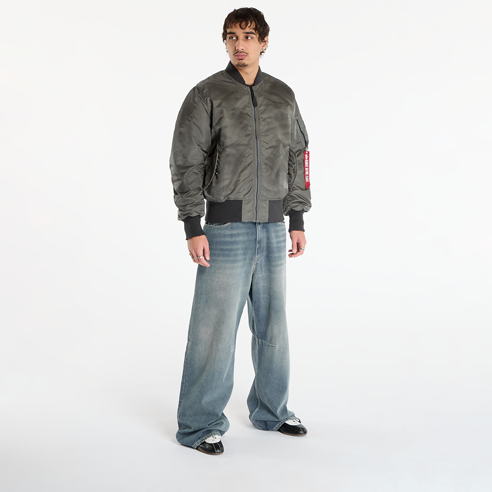 Herenjassen Alpha Industries MA-1 Distressed Vintage Green