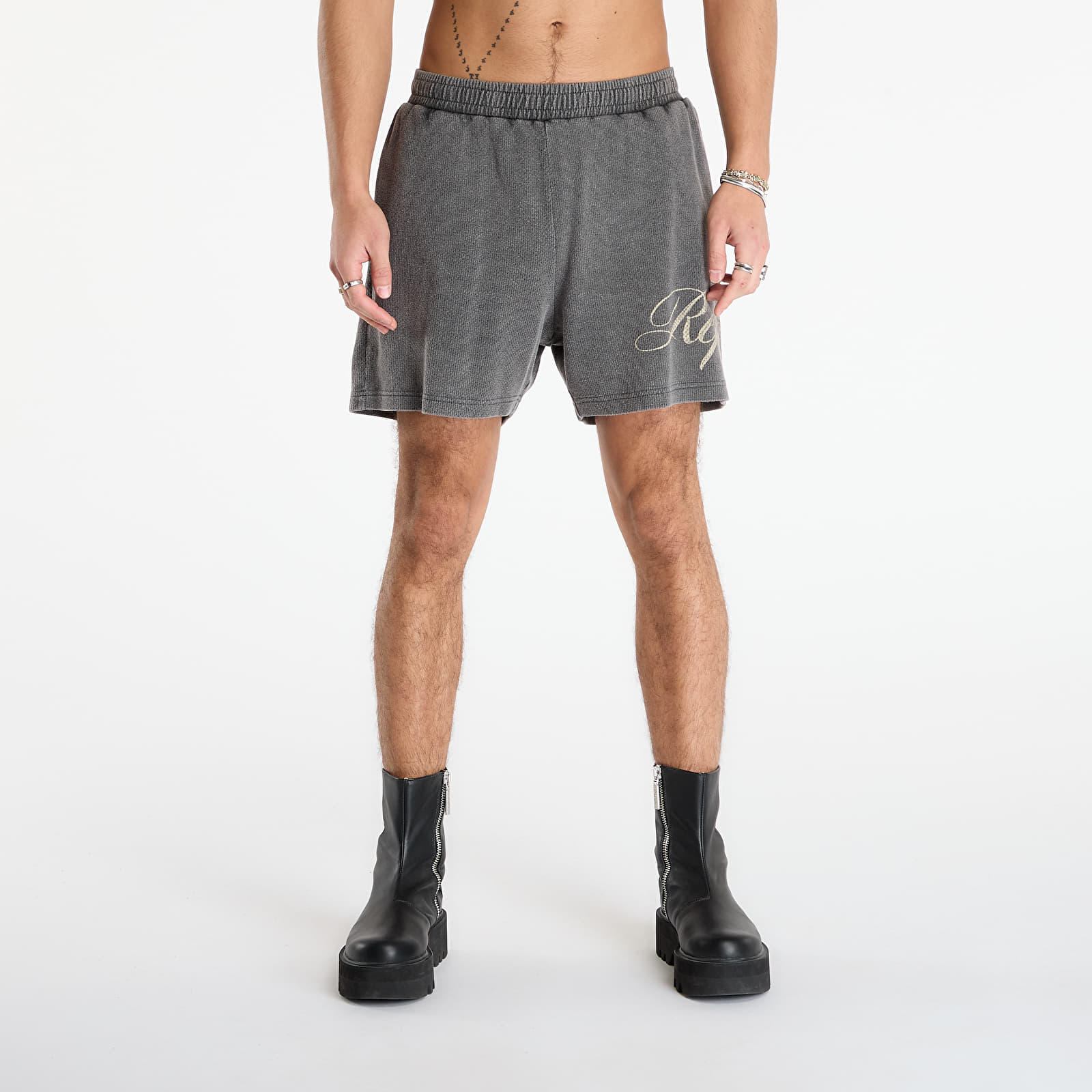 Shortsid REPRESENT Owners Club Script Short Vintage Grey