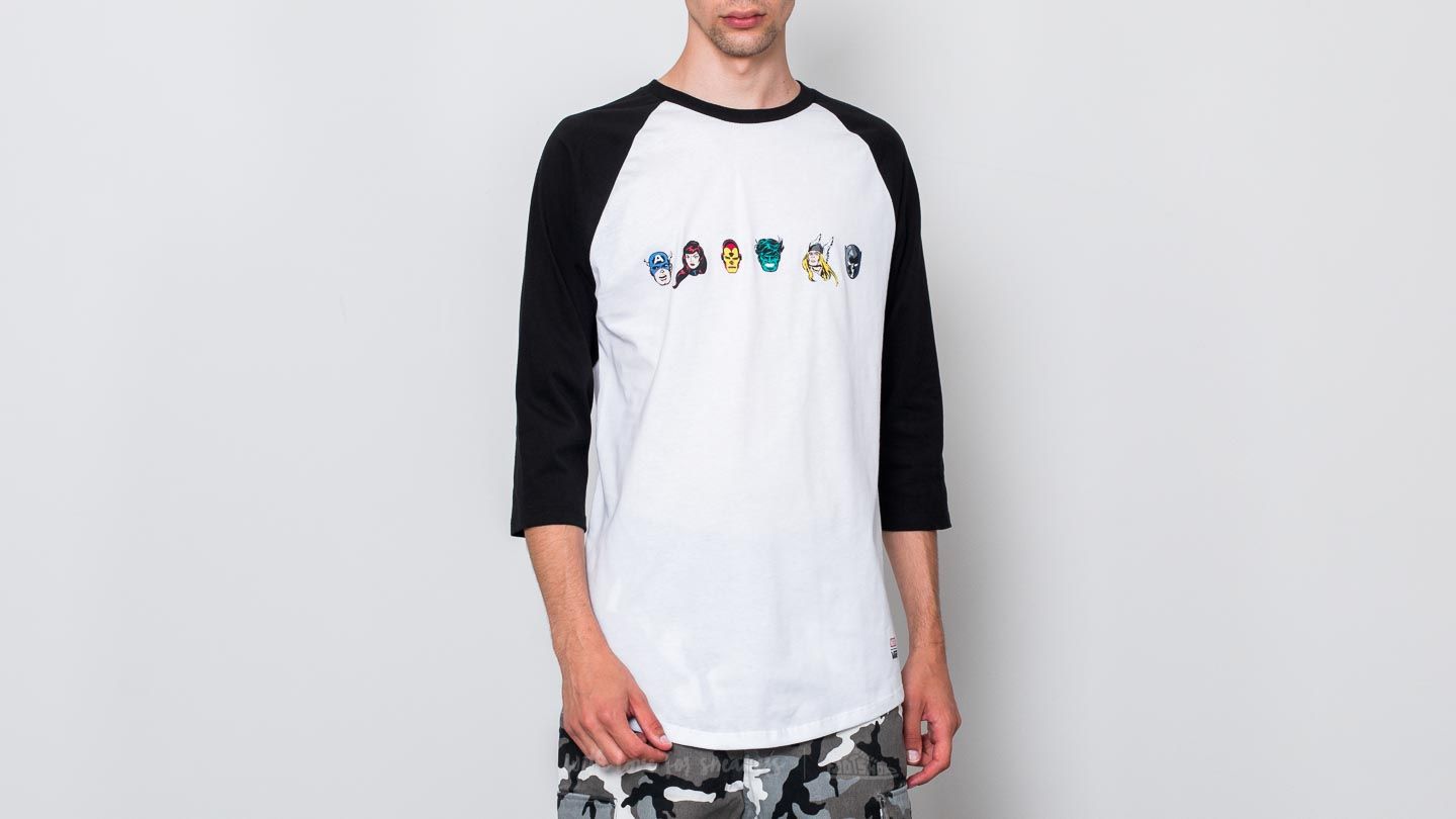 Vans t shirt marvel 2025