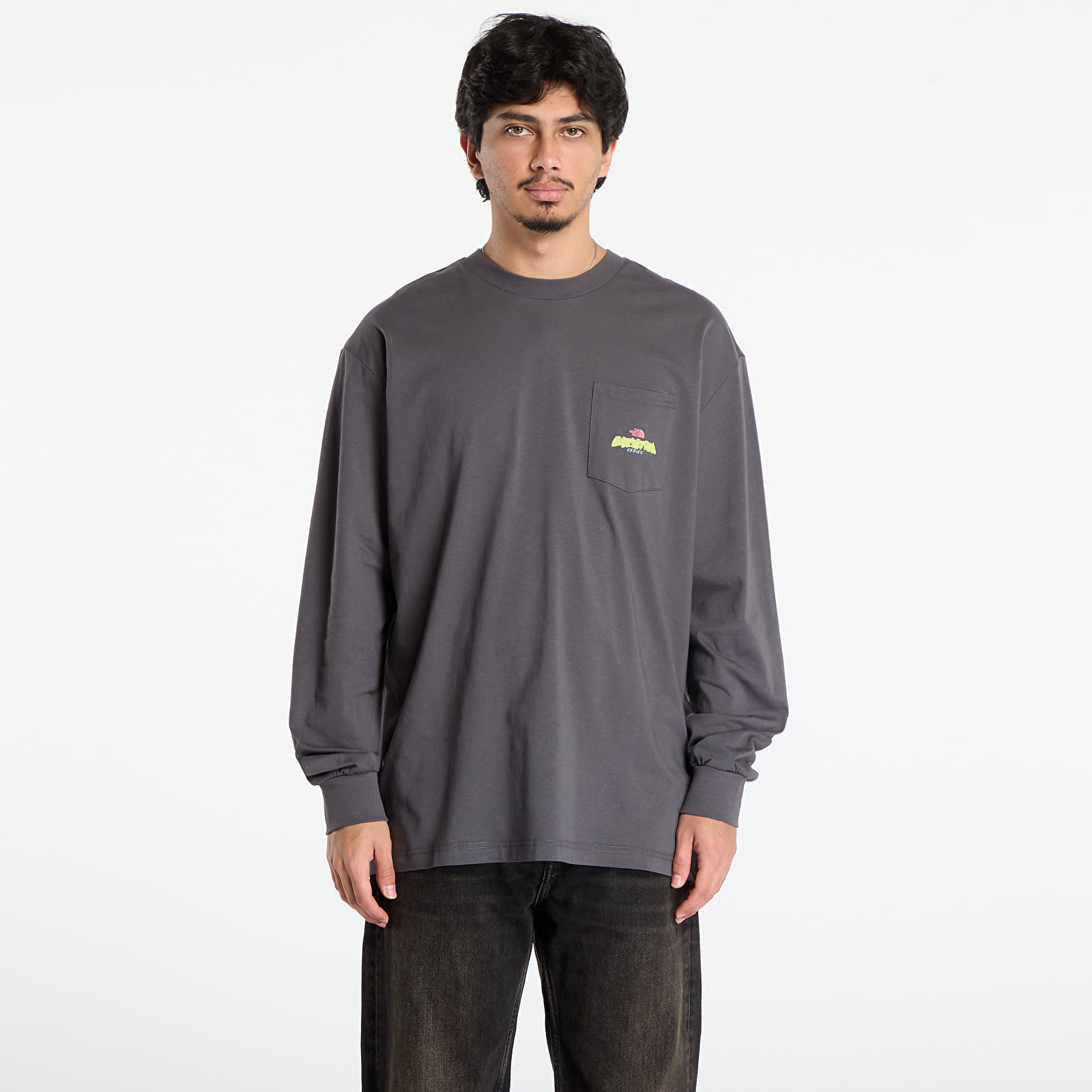 Tricou The North Face Expedition Celebration Oversized L/S Tee Anthracite Grey L