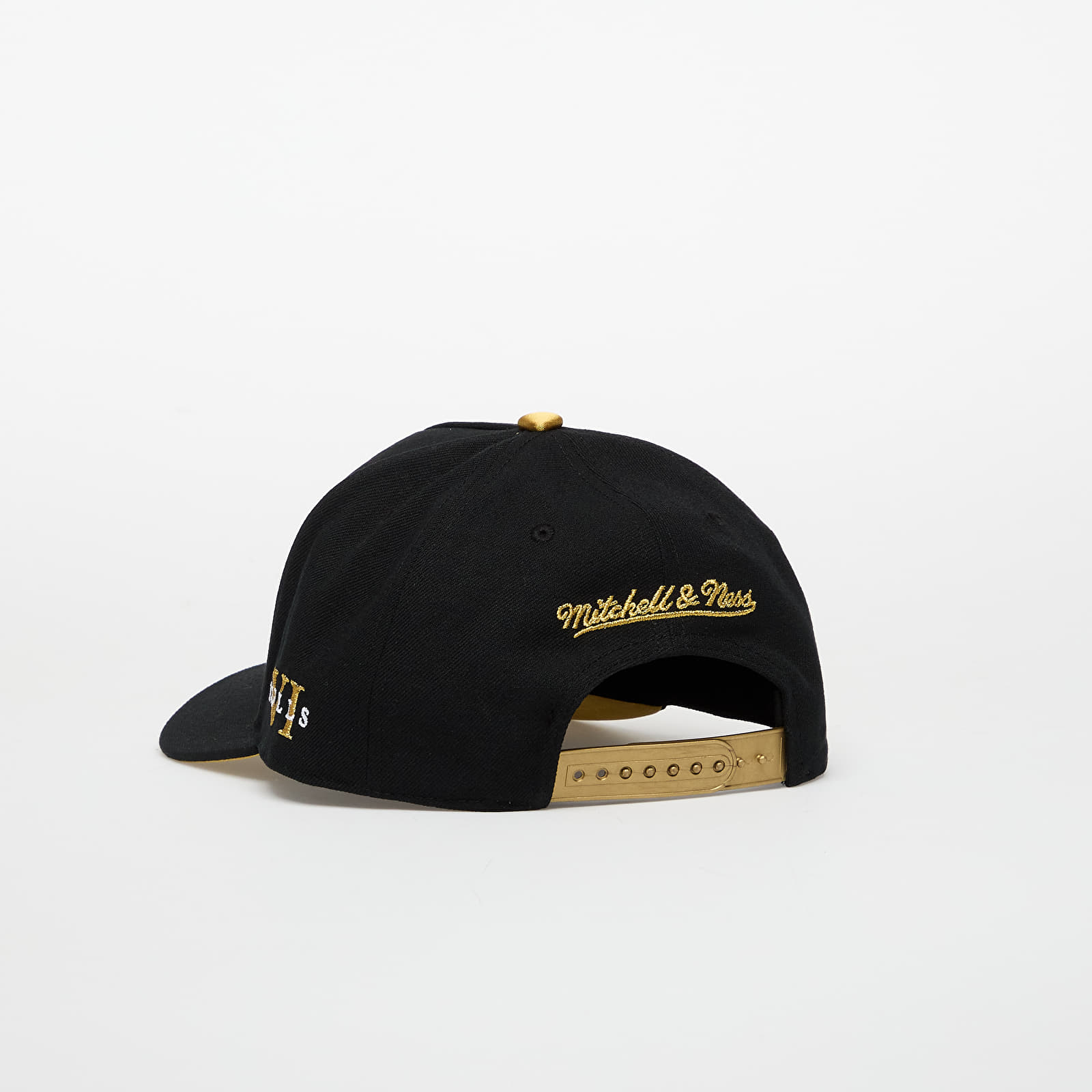 Cepures Mitchell & Ness NBA Core Vi Pro Snapback Bulls Black/ Gold