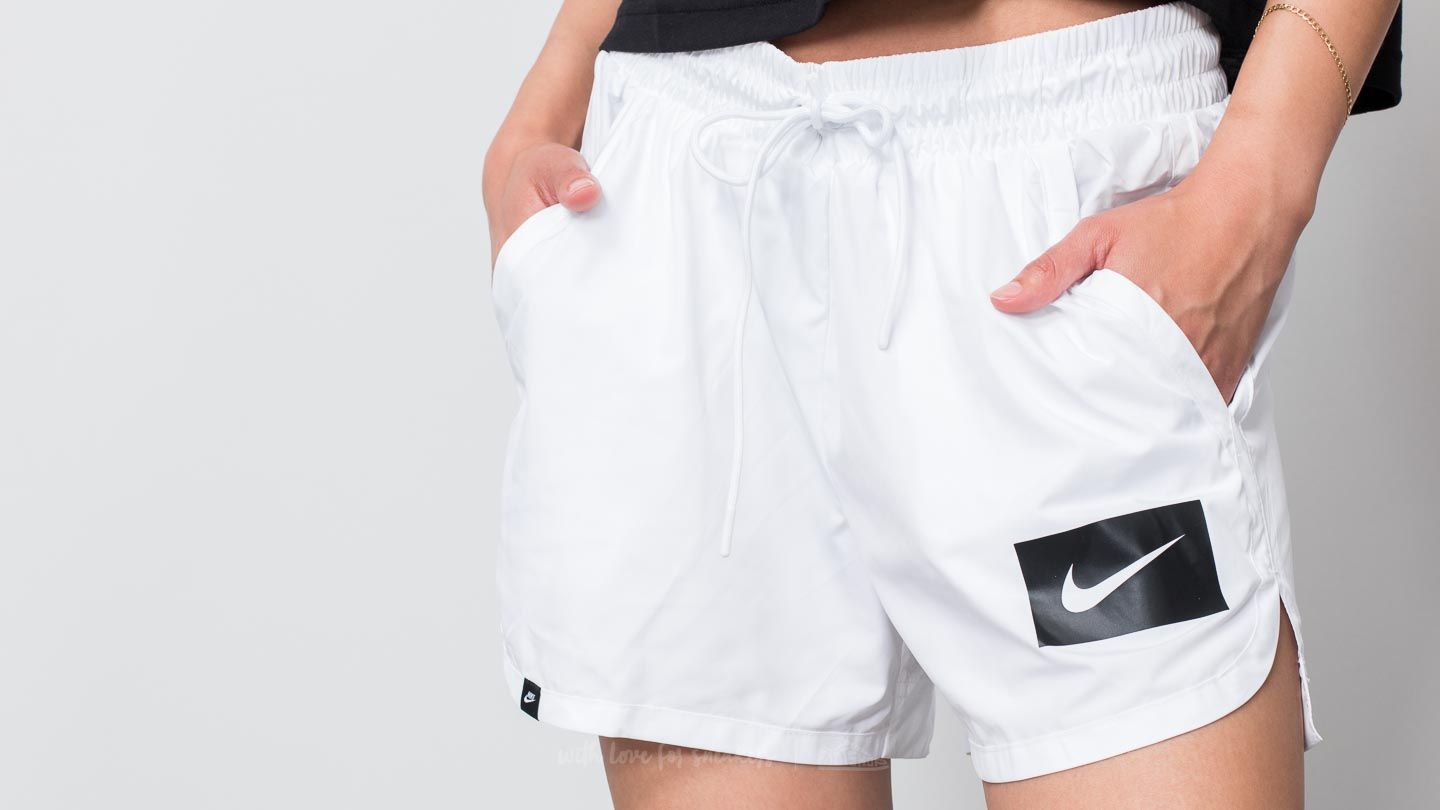 ladies white nike shorts
