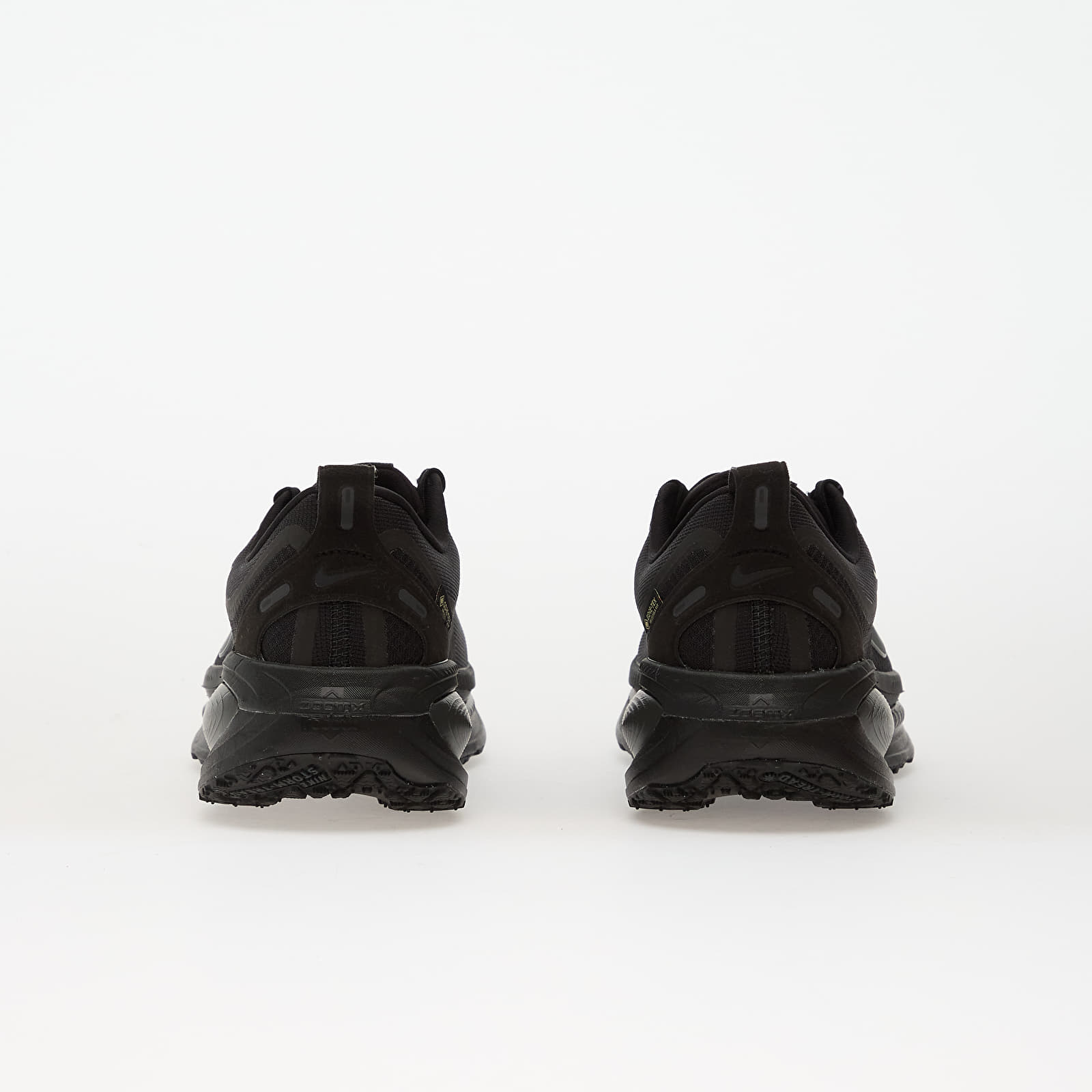Pánské tenisky a boty Nike Vomero 18 Gore-Tex Black/ Anthracite