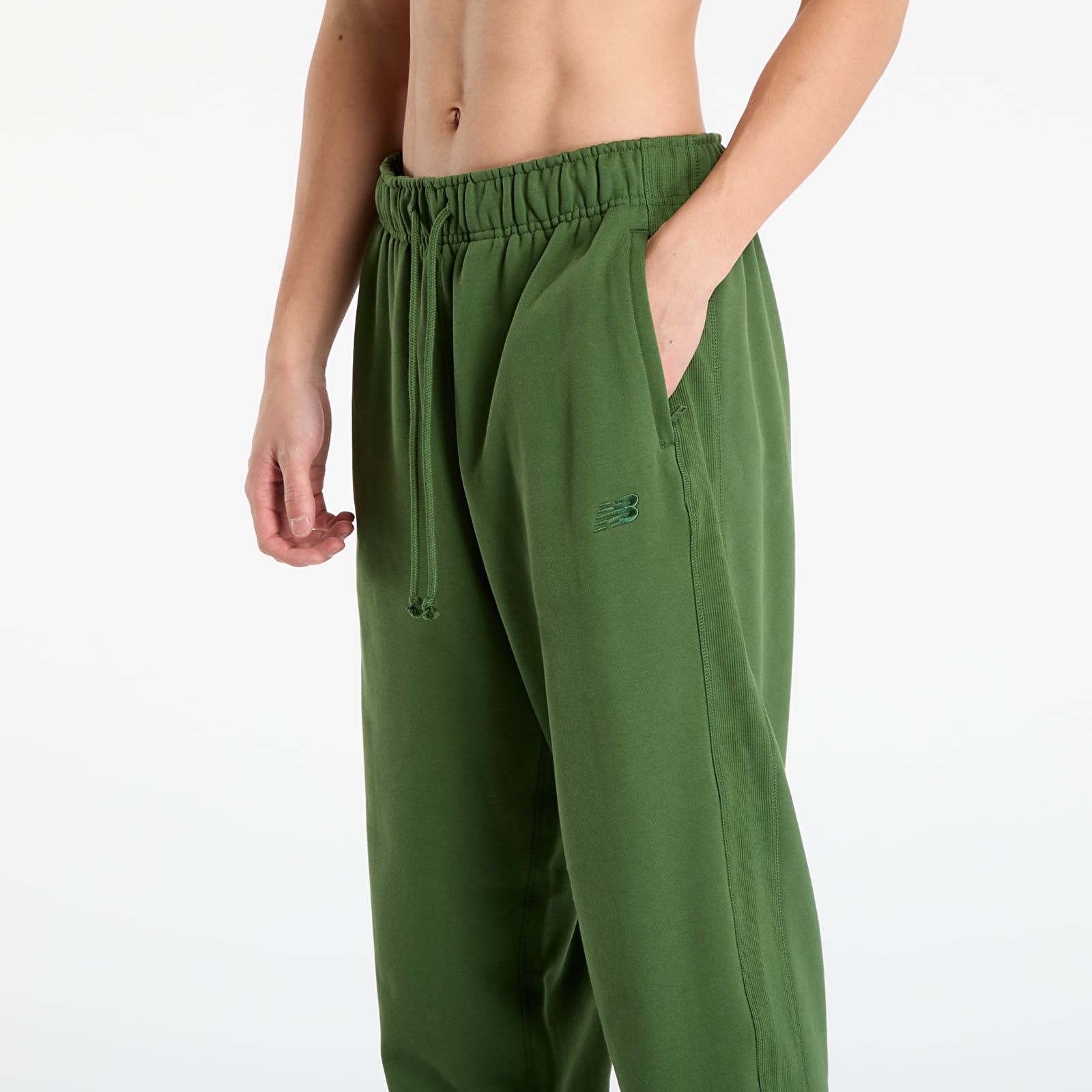 Trenerke New Balance Athletics French Terry Jogger Dark Alpine Green