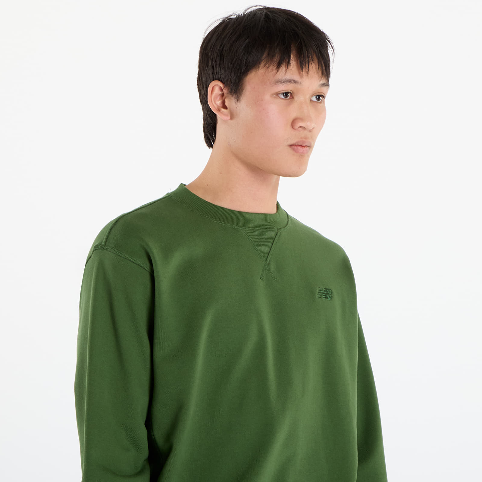 Kapuutsikud ja kampsunid New Balance Athletics French Terry Crew Dark Alpine Green