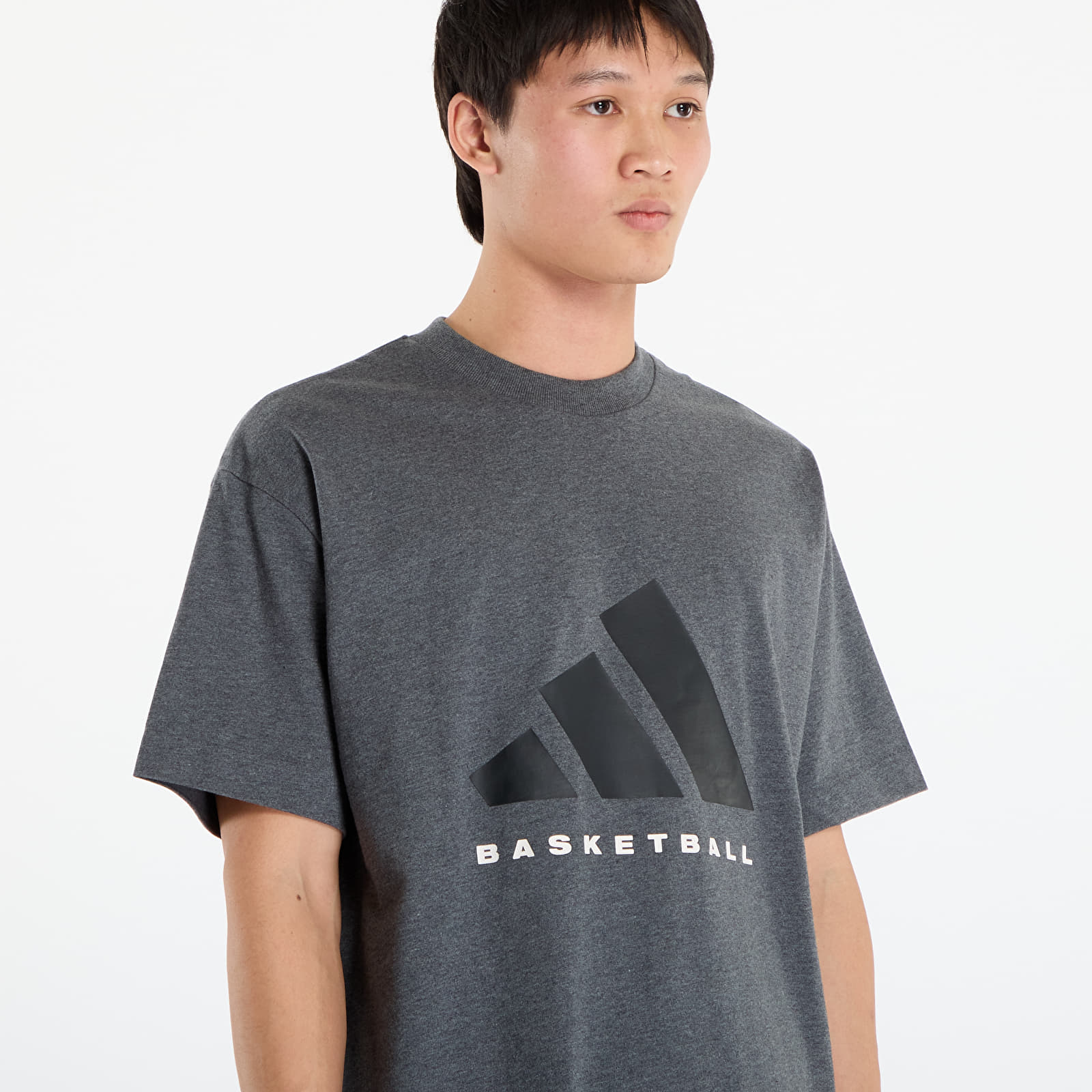 T-Shirts adidas Basketball T-Shirt UNISEX Dark Grey Heather