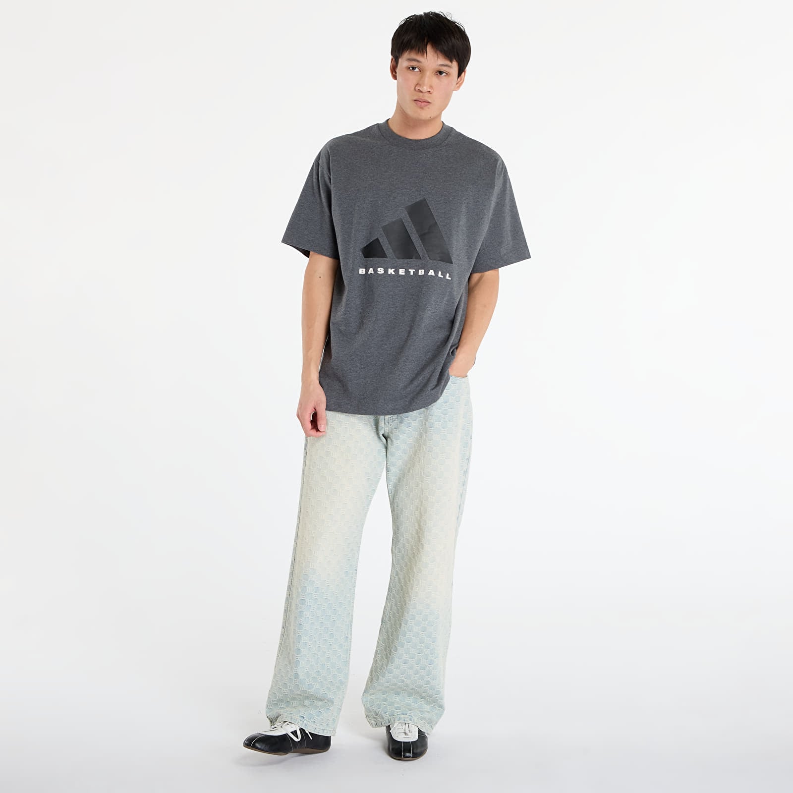 T-Shirts adidas Basketball T-Shirt UNISEX Dark Grey Heather