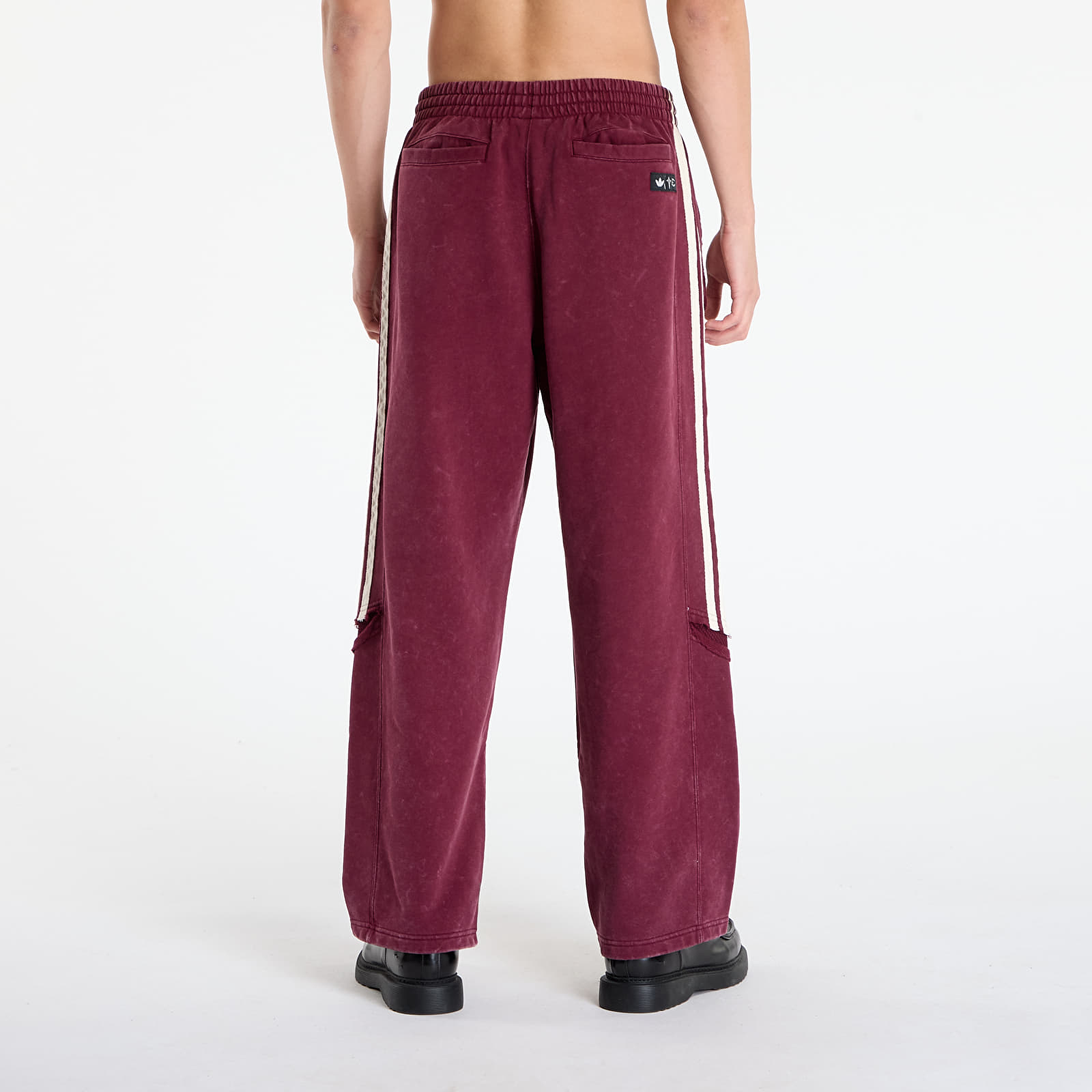 Pants adidas x Thug Club Teamgeist Sweat Joggers Maroon/ Silver Met.