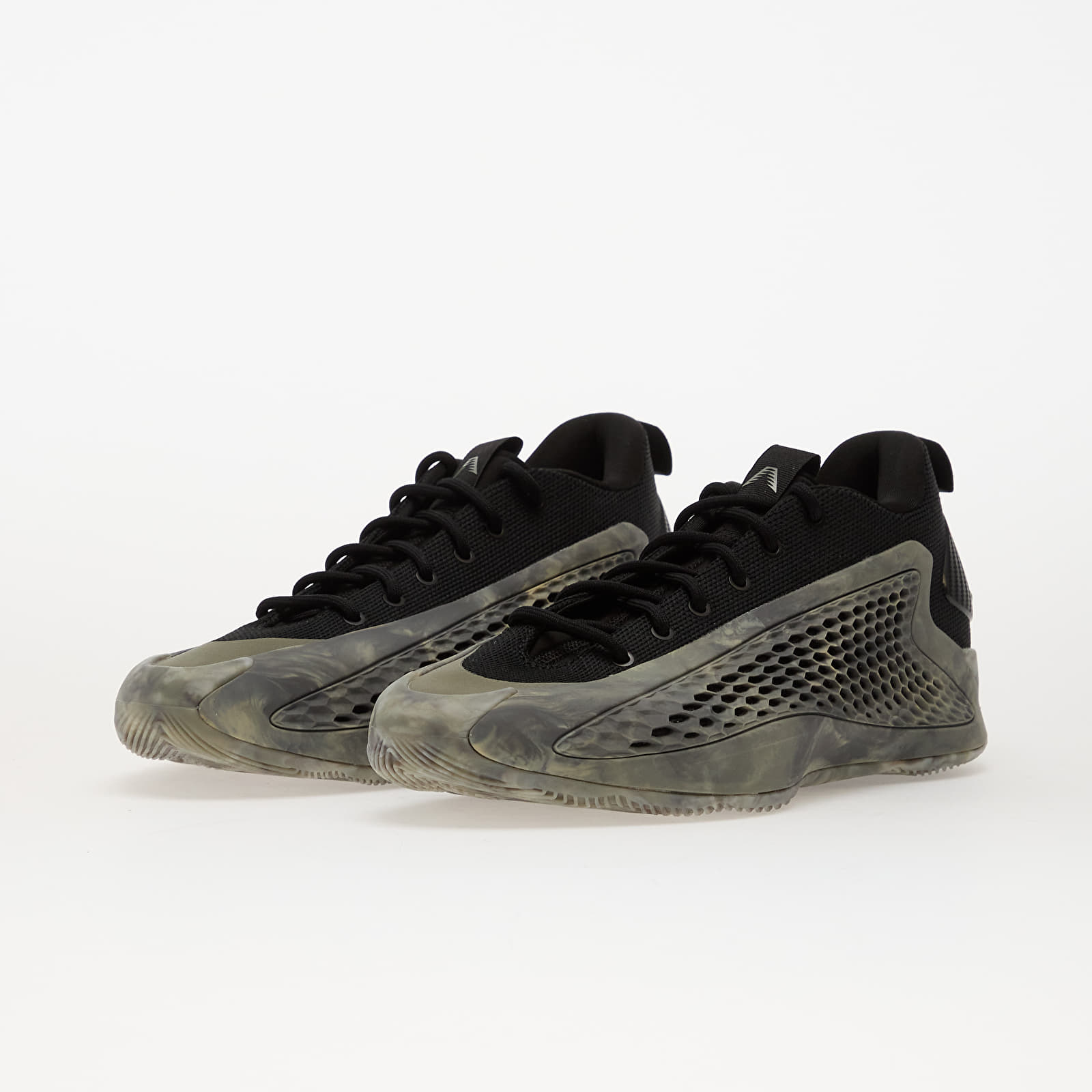 Zapatillas Hombre adidas Anthony Edwards 1 Low Silver Pebble/ Core Black/ Wonder Beige