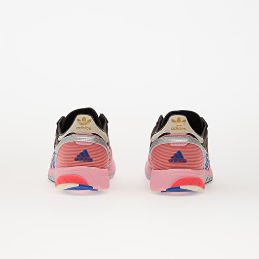 bad bunny new shoes pink