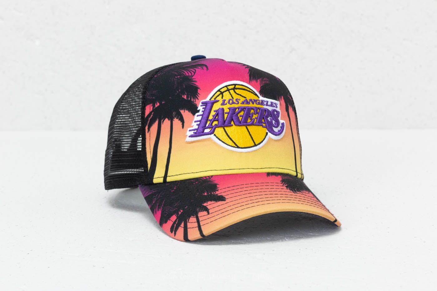 Caps New Era 9Forty NBA Coastal Los Angeles Lakers Trucker Pink/ Yellow