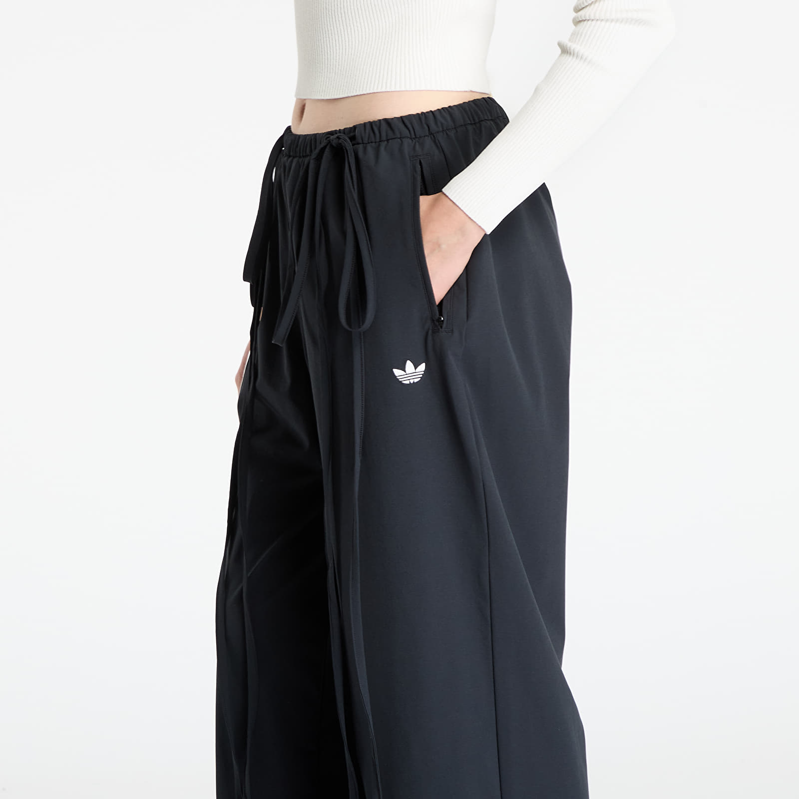 Hlače adidas Ribbon Parachute Tracksuit Bottoms Black