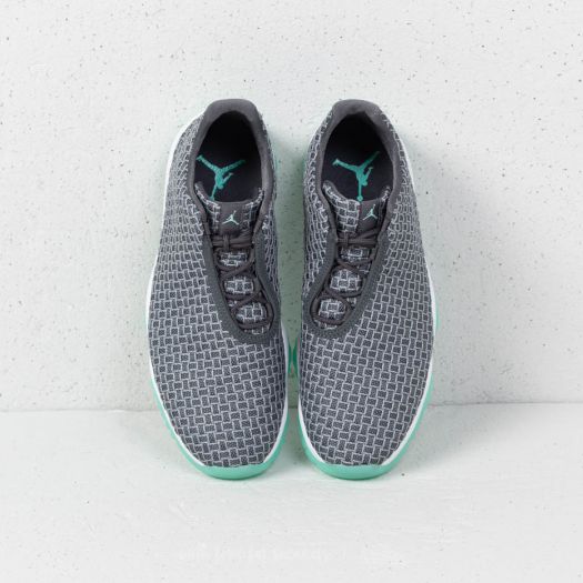 Jordan future low wolf grey emerald rise discount