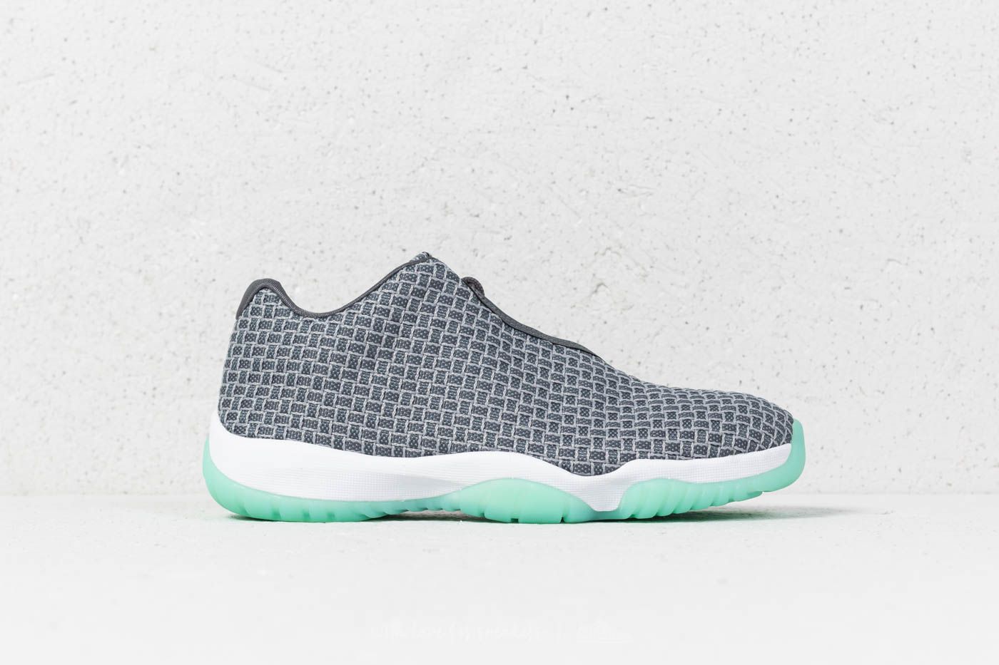 Herren Sneaker und Schuhe Air Jordan Future Low Wolf Grey/ Emerald Rise