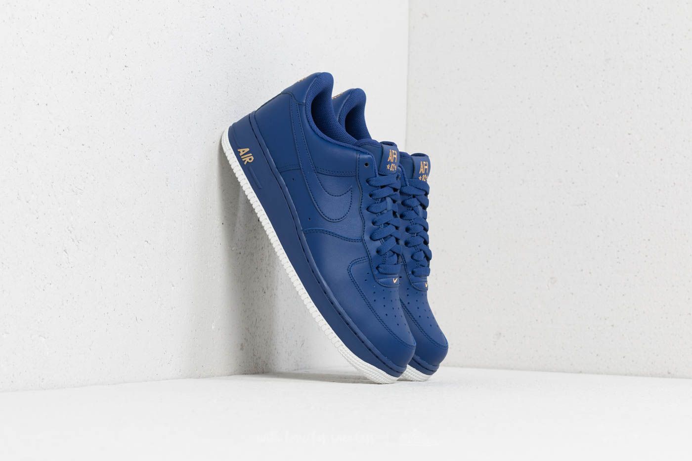 Chaussures et baskets homme Nike Air Force 1 '07 Deep Royal Blue