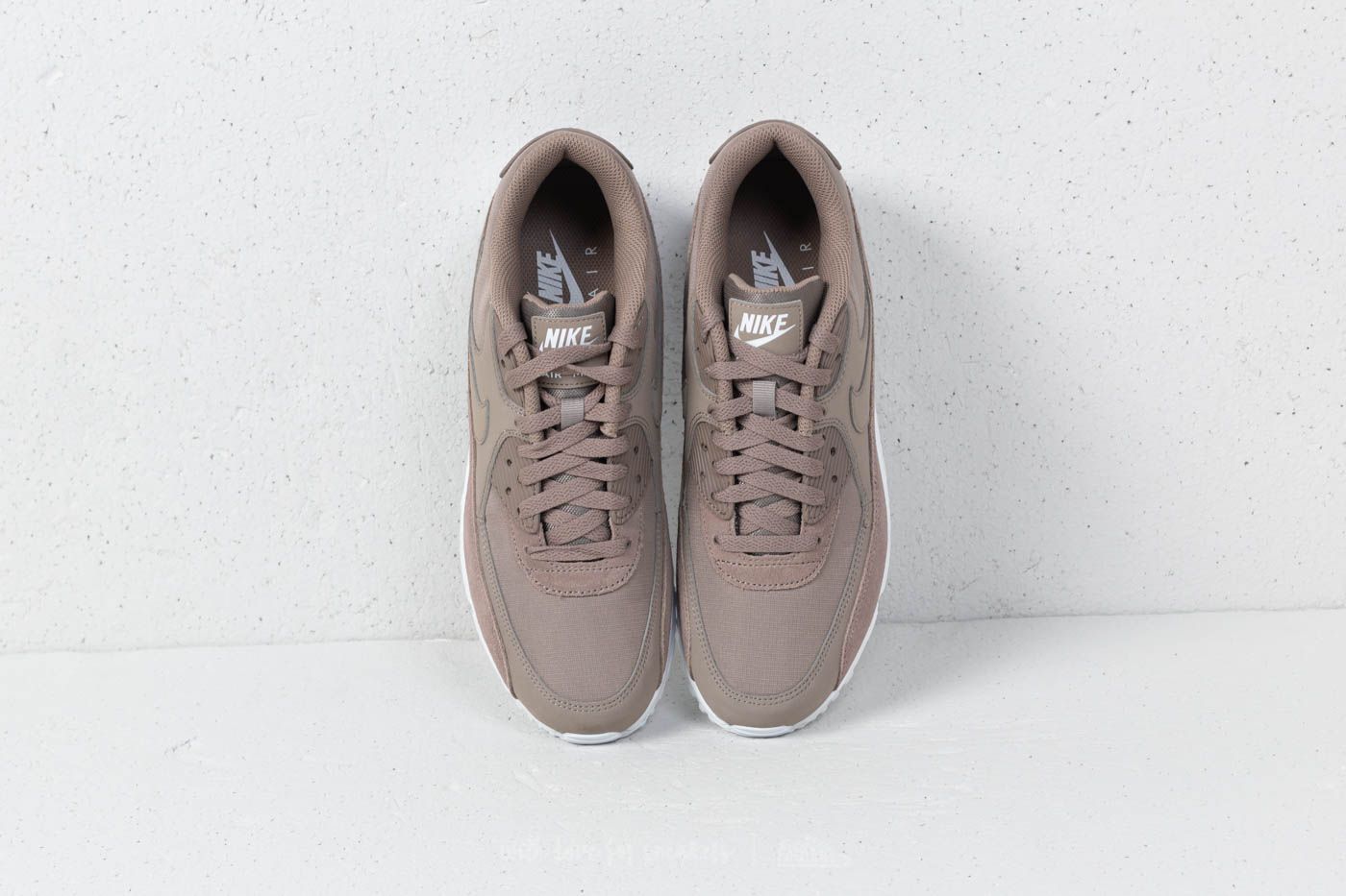 Air max 90 hotsell essential sepia stone