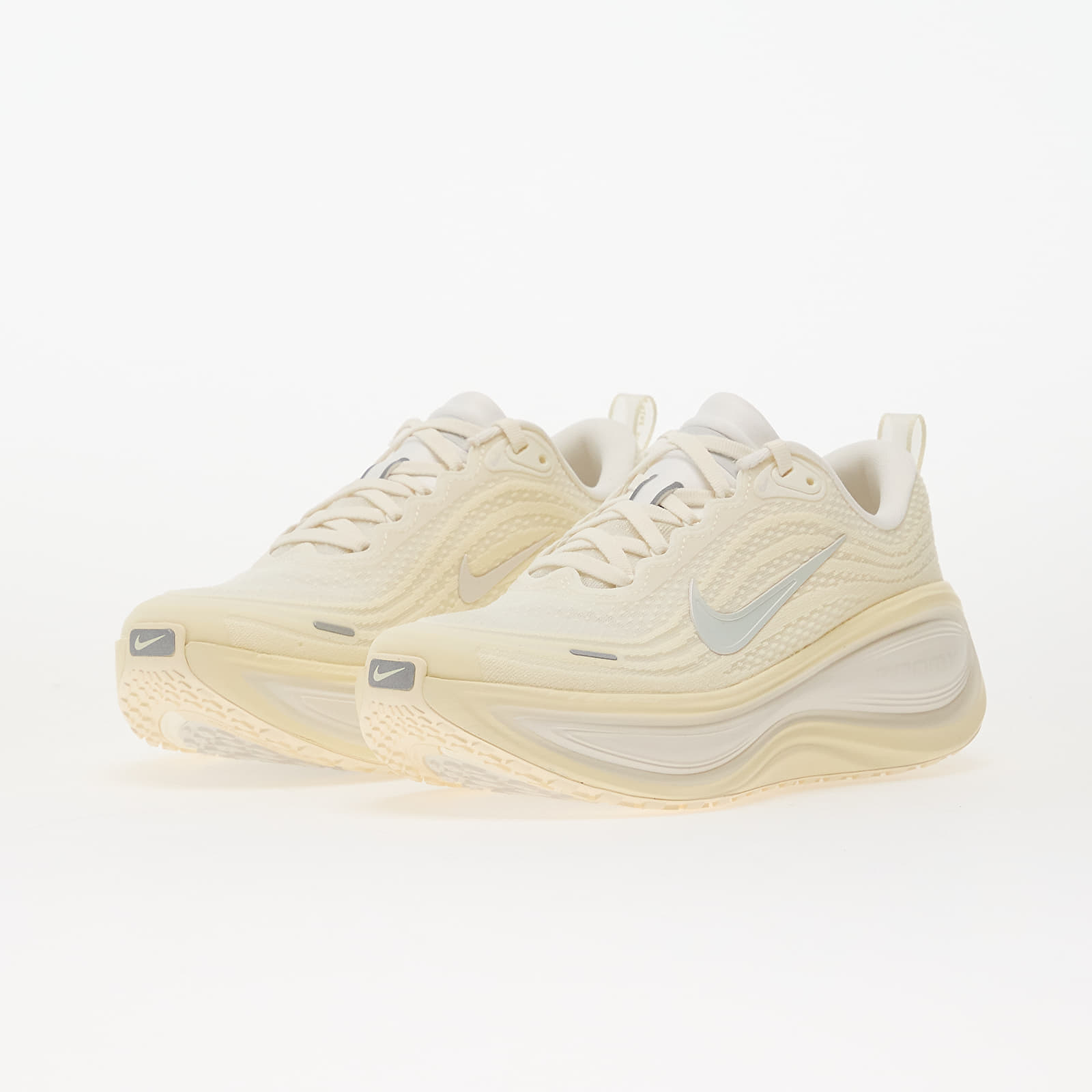 Sieviešu apavi Nike Vomero Plus Sail/ Summit White-Sail-Alabaster