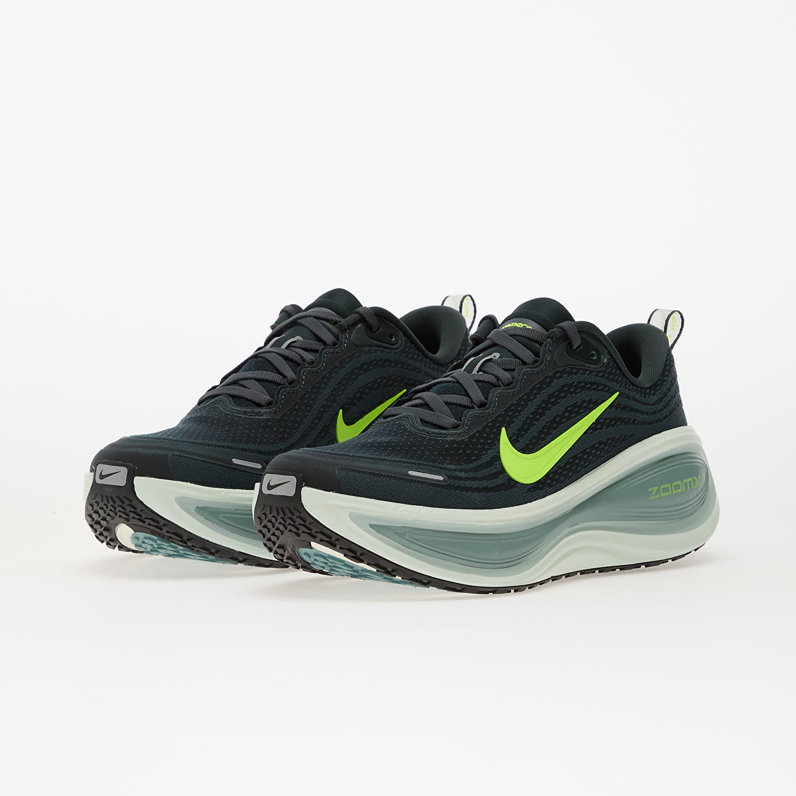 Zapatillas Hombre Nike Vomero Plus Seaweed/ Volt-Cannon-Green Haze
