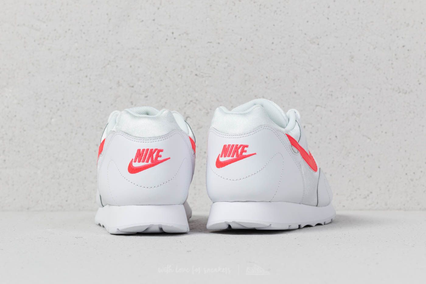 Women s shoes Nike Outburst W White Solar Red White Footshop