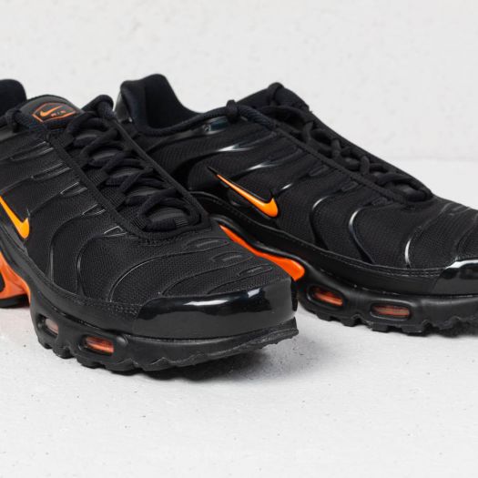 Chaussures et baskets homme Nike Air Max Plus TN SE Black/ Total Orange