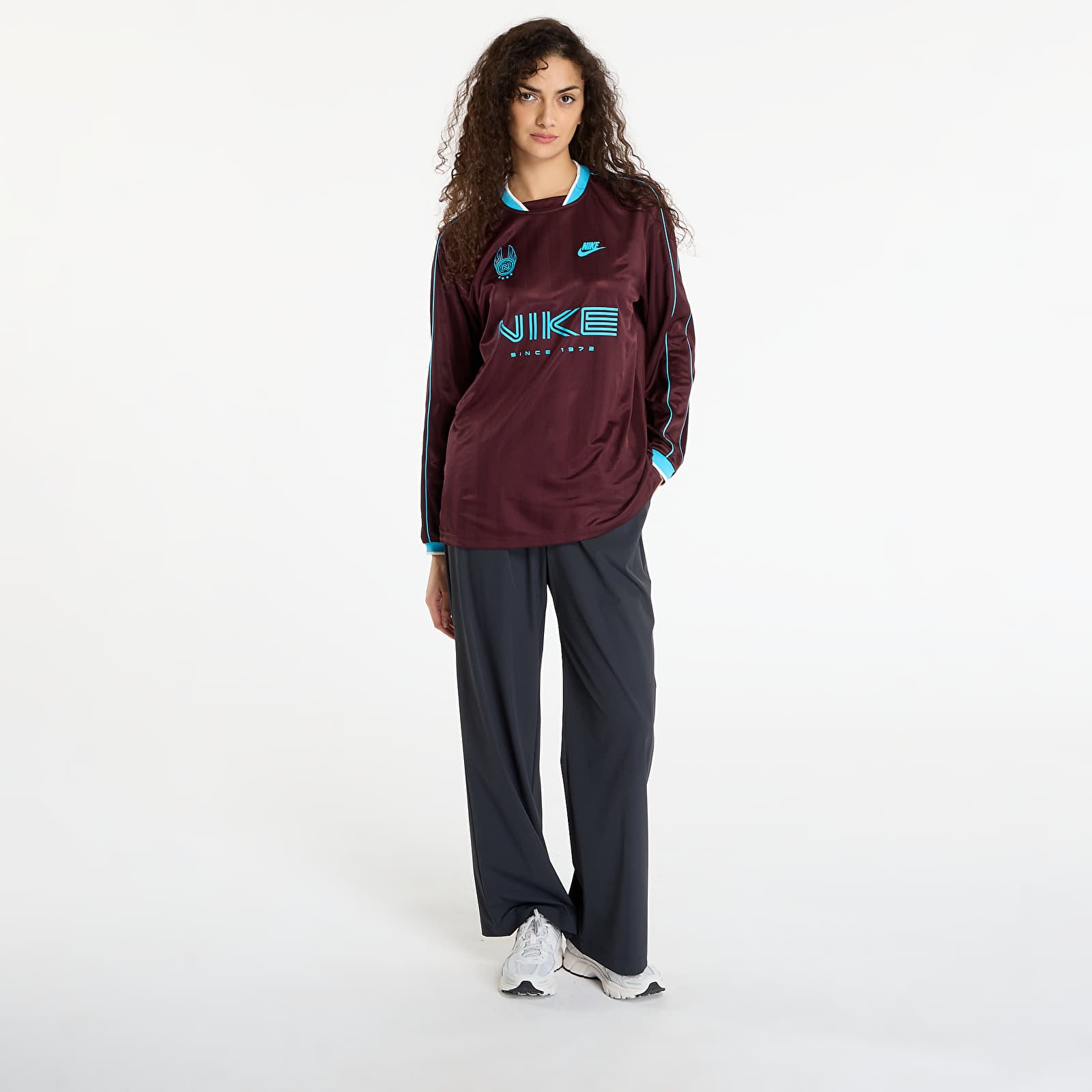 Tricouri pentru femei Nike Sportswear Women's Long-Sleeve Jersey Top Burgundy Crush/ Baltic Blue
