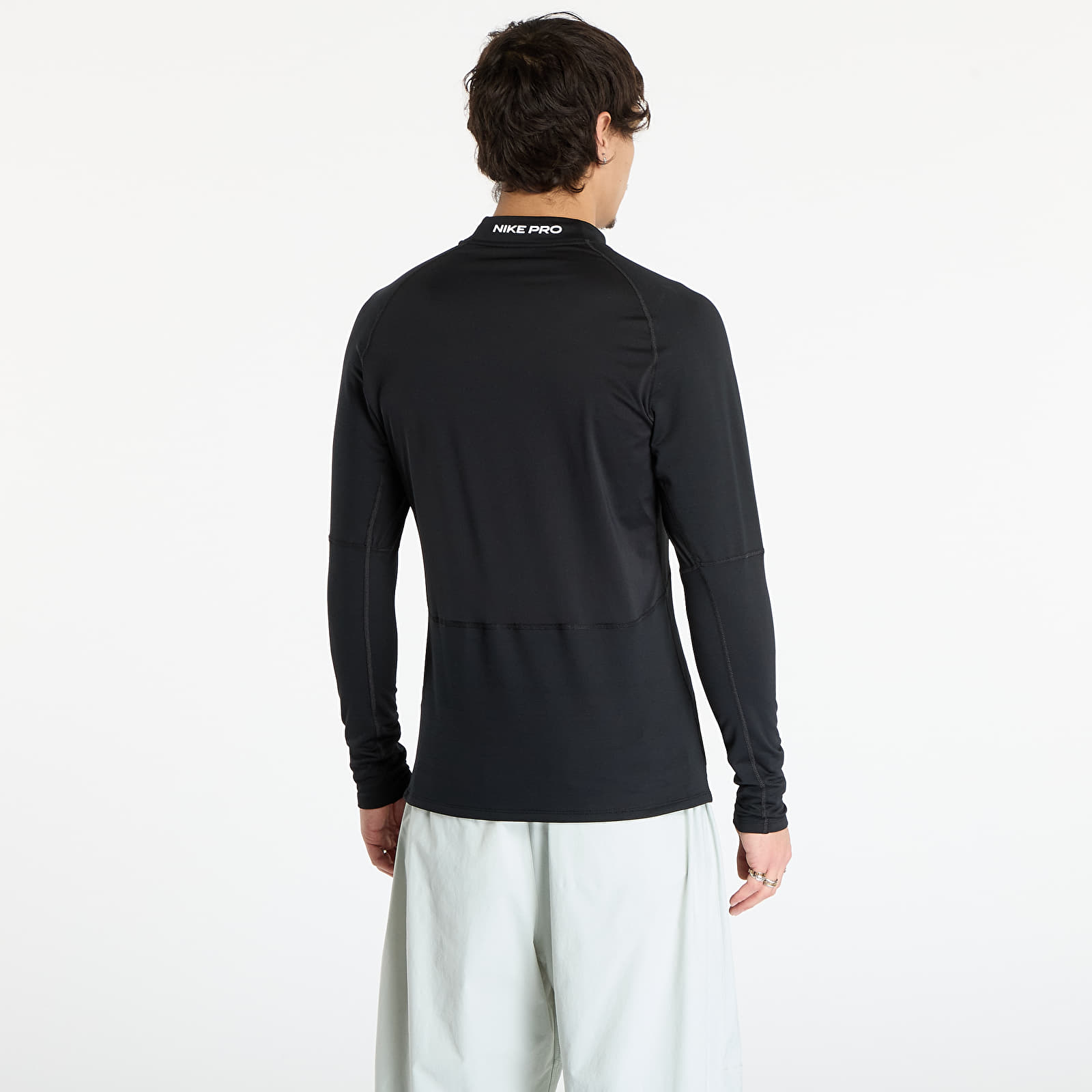 T-shirts Nike Pro Men's Dri-FIT Warm Long-Sleeve Fitness Mock Black/ White