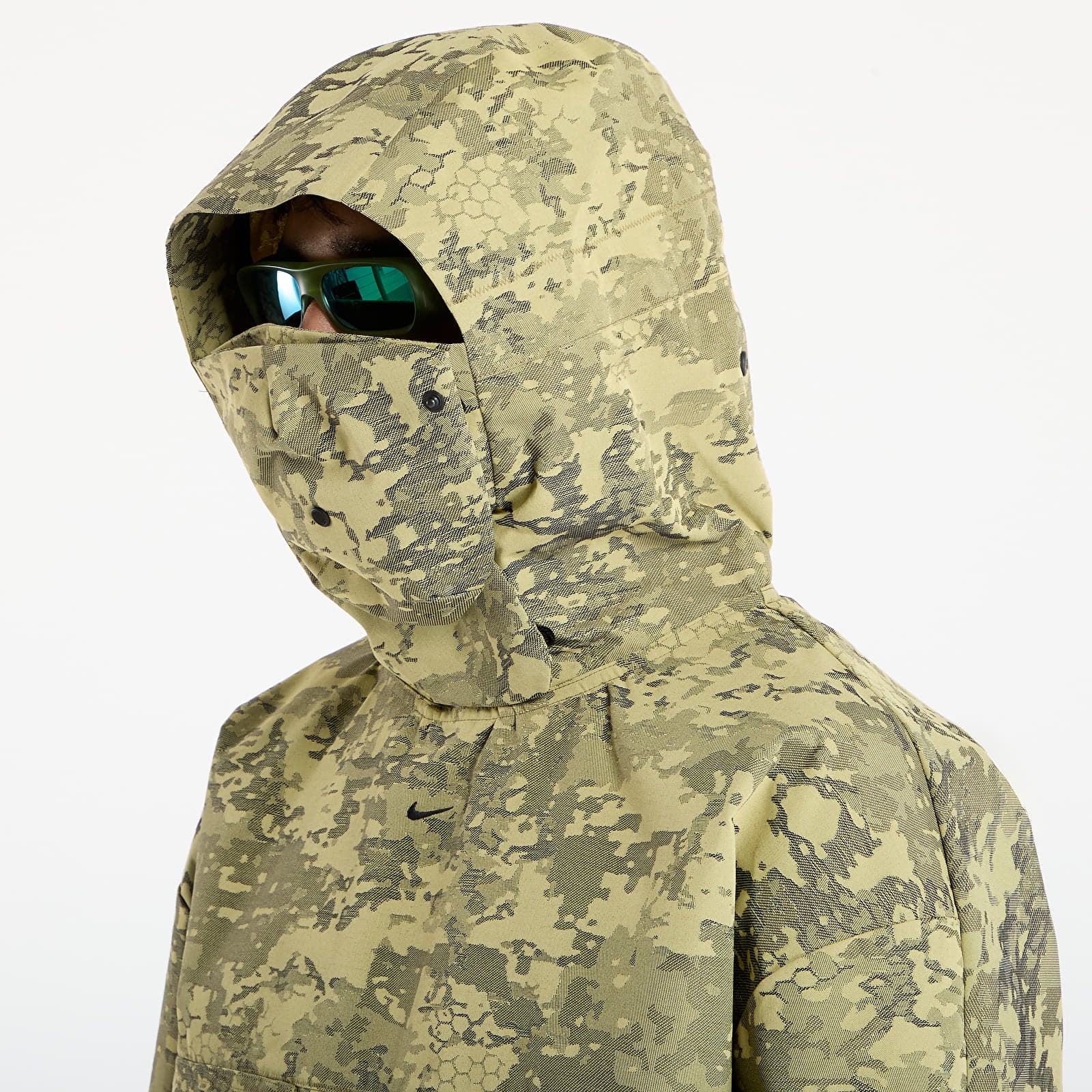 Bundy Nike Tech Men's Woven CORDURA® Jacket Neutral Olive/ Black