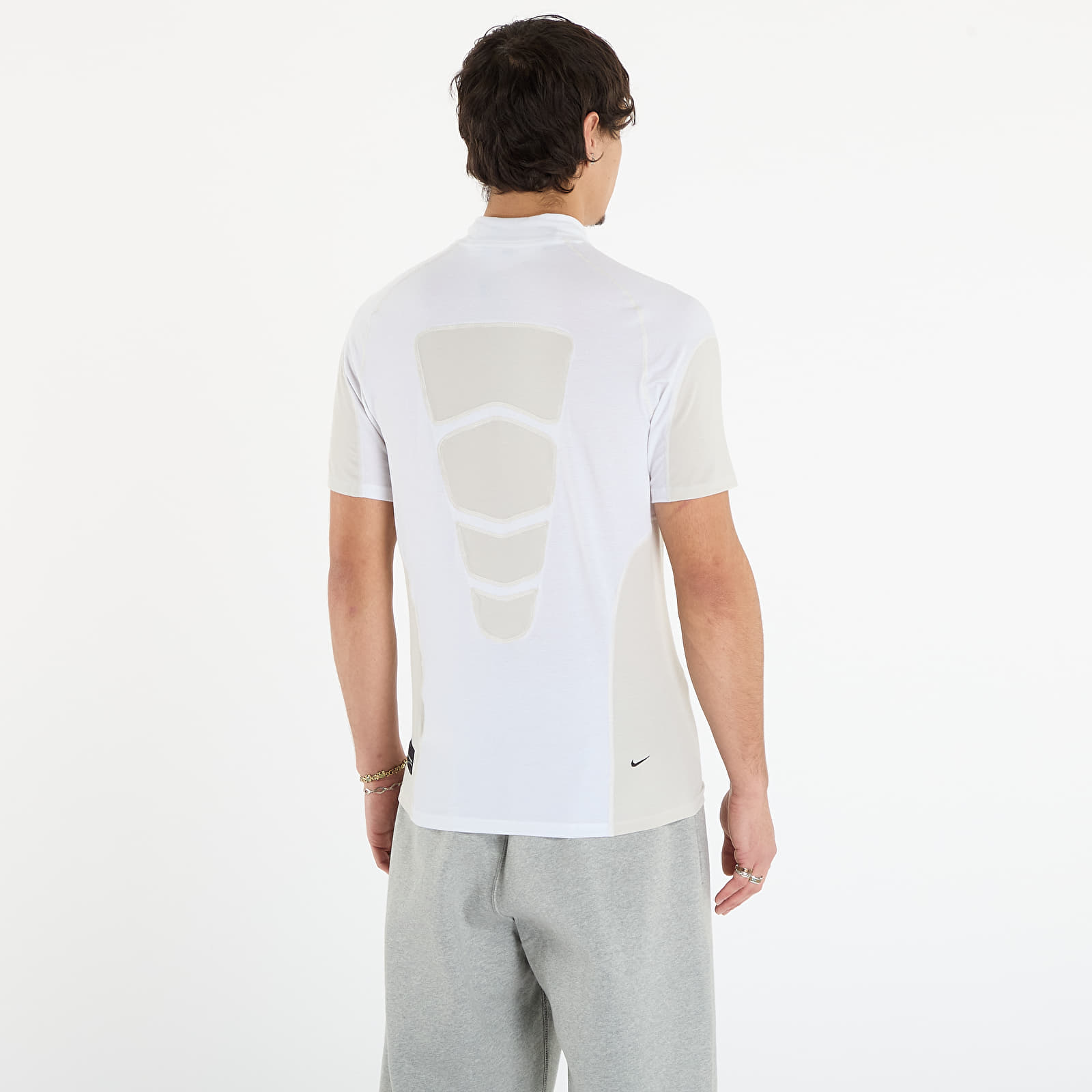 T-skjorter Nike Tech Men's Dri-FIT Short-Sleeve Base Layer White/ Light Bone/ Light Bone/ Black