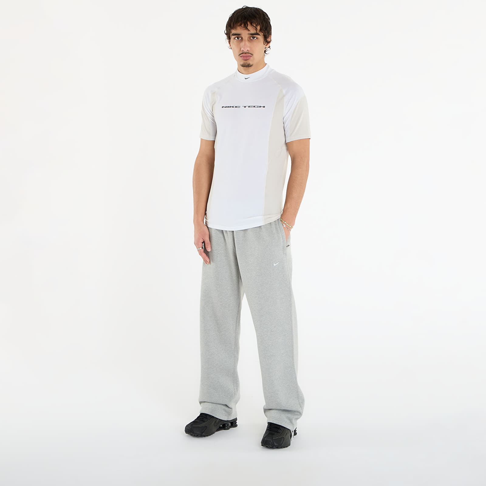 T-skjorter Nike Tech Men's Dri-FIT Short-Sleeve Base Layer White/ Light Bone/ Light Bone/ Black