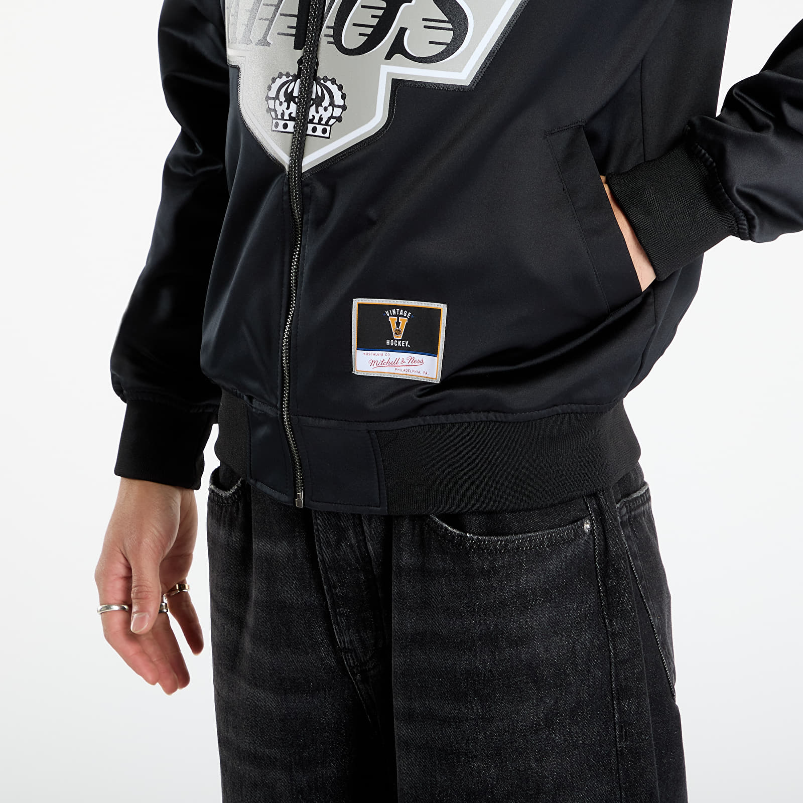 Jakne Mitchell & Ness NHL Maxxed Out Satin Jacket Kings Wayne Gretzky Black