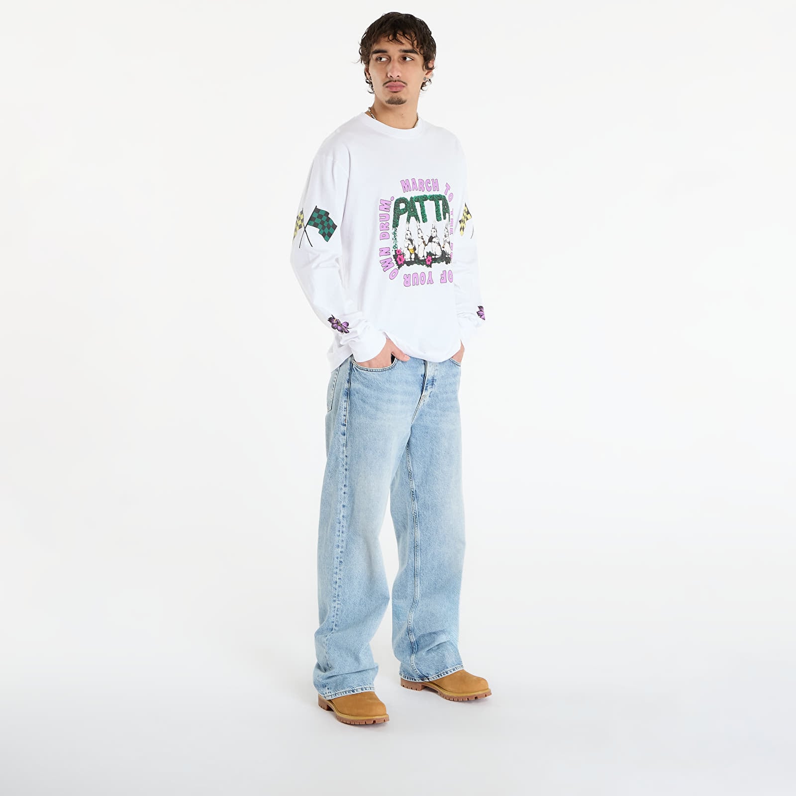 T-skjorter Patta Own Your Own Mind Long Sleeve T-Shirt UNISEX White