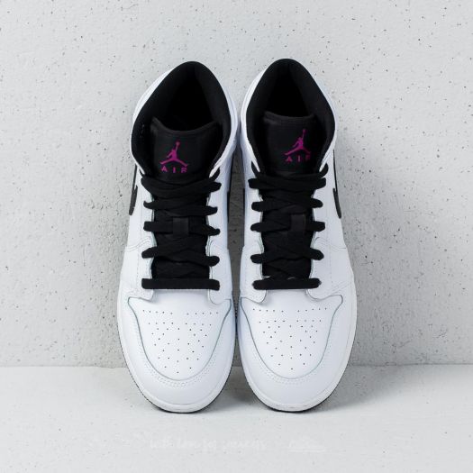 Air Jordan 1 Mid GG