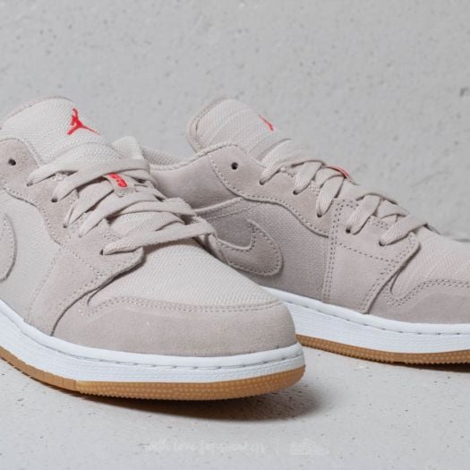 Air jordan 1 desert sand top