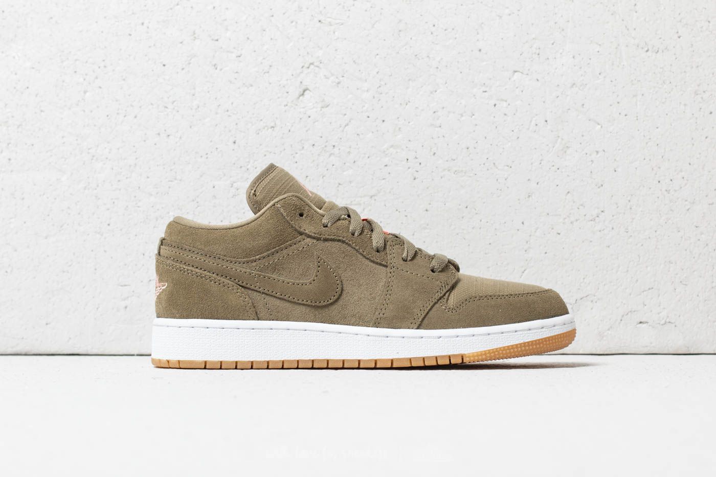 Women's shoes Air Jordan 1 Low GG Trooper/ Bleached Coral-White