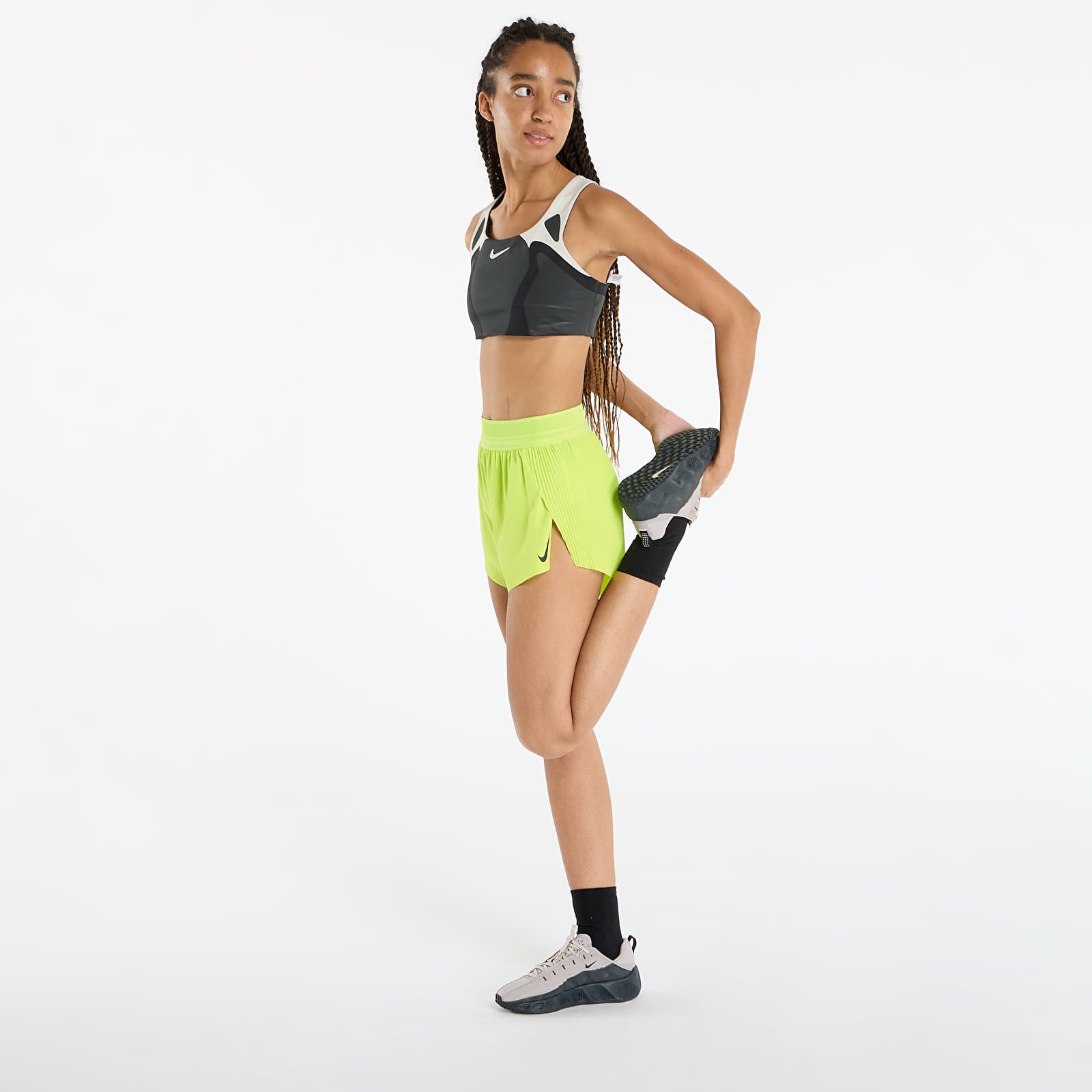 Kurzhosen Nike AeroSwift Women's Dri-FIT ADV Mid-Rise 3" Brief-Lined Running Shorts Cyber/ Black