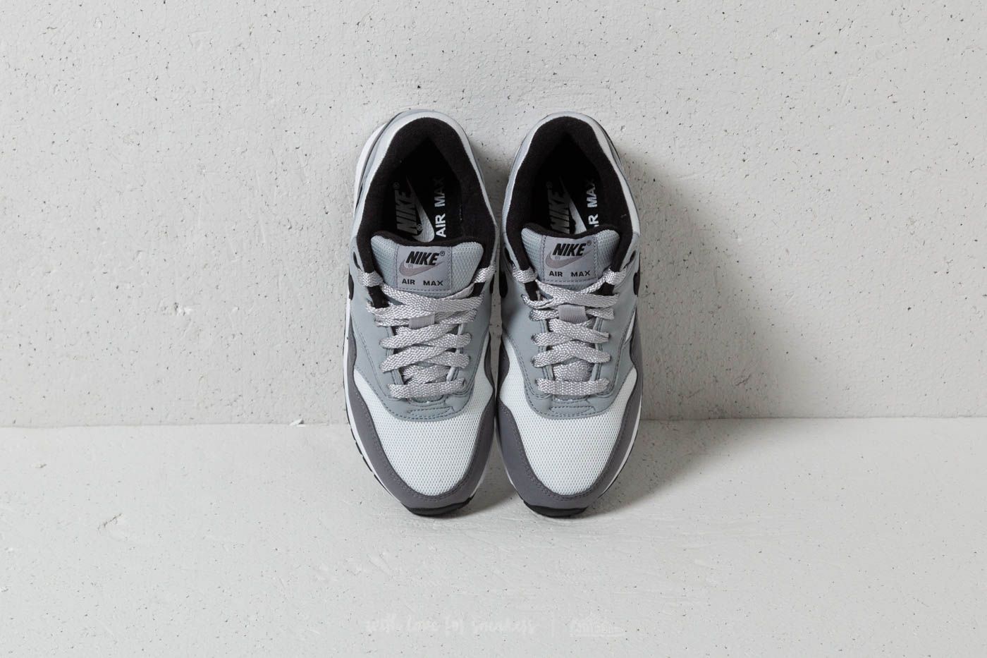 Nike air best sale max 1 gunsmoke