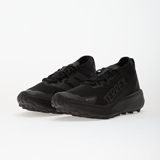Sports shoes - adidas Terrex | Footshop