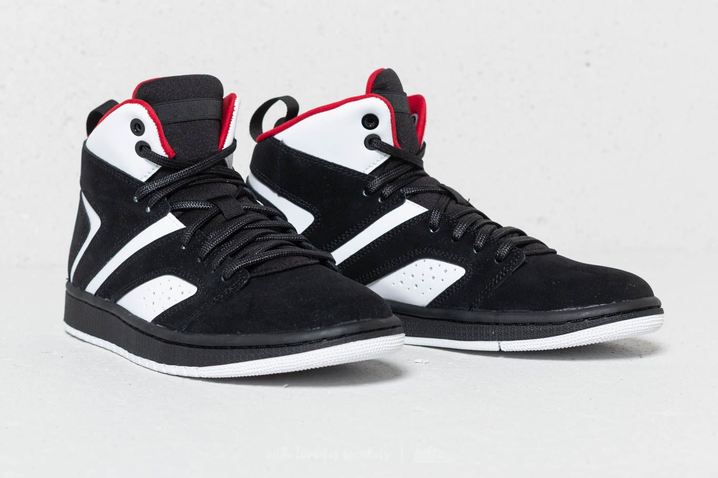 Women's shoes Jordan Flight Legend BG Black/ Gym Red-White