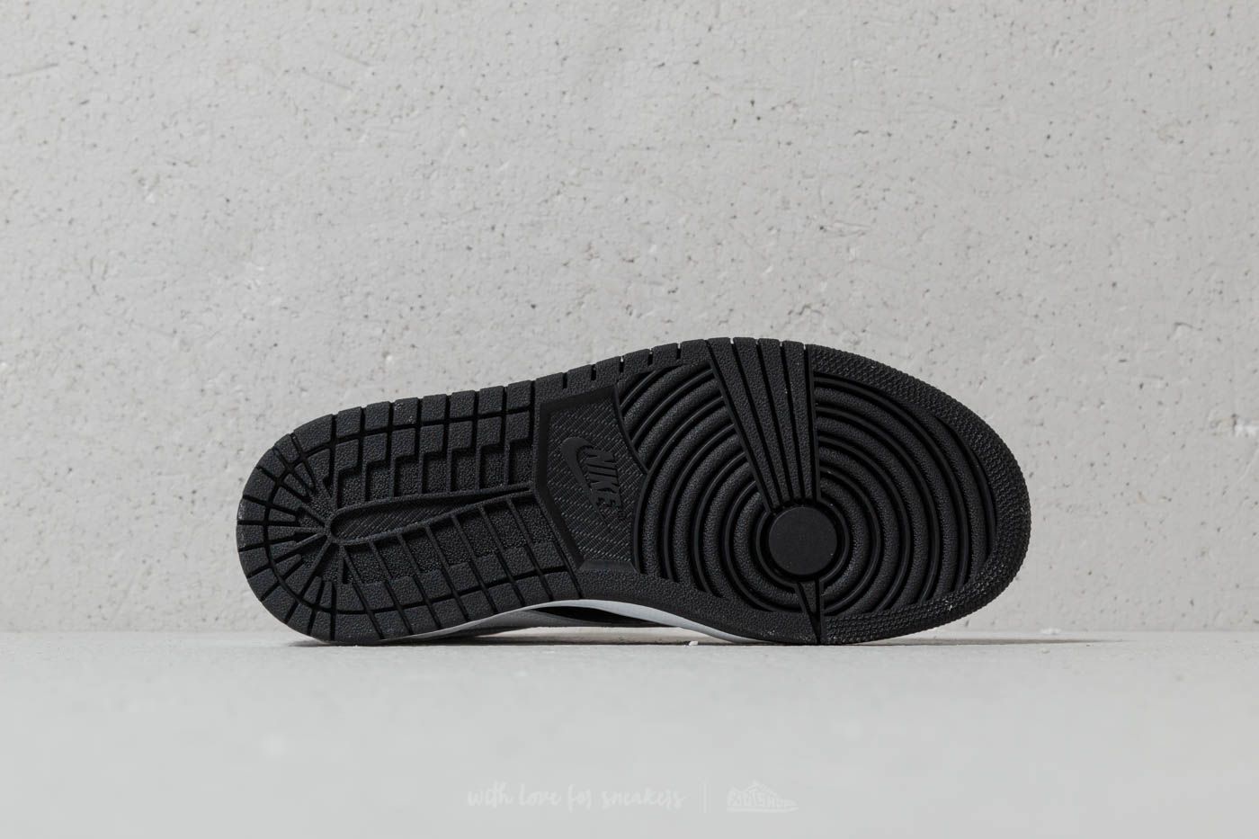 Sko til kvinder Jordan Flight Legend BG White/ Gym Red-Black