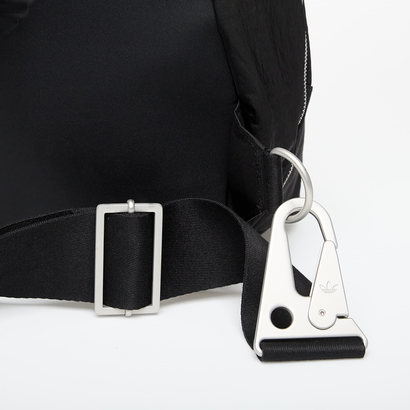 Crossbody чанти adidas El Segundo Sling Bag Black/ Black