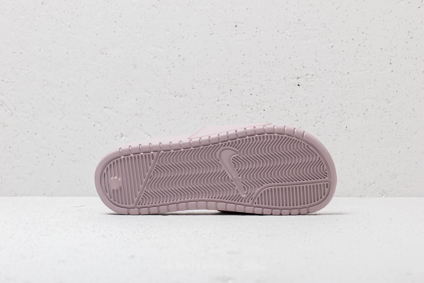 Ženske tenisice Nike Wmns Benassi Jdi Particle Rose/ Metallic Silver