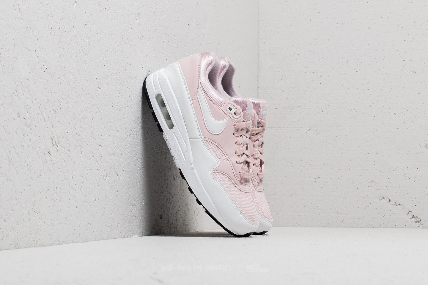 Γυναικεία παπούτσια Nike Wmns Air Max 1 Barely Rose/ White