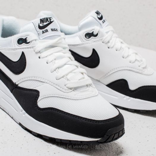 Női cipők Nike Wmns Air Max White/ Black Footshop