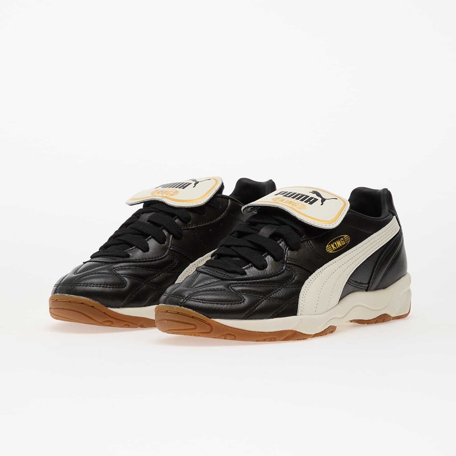 Ανδρικά παπούτσια Puma King Indoor Puma Black-Warm White