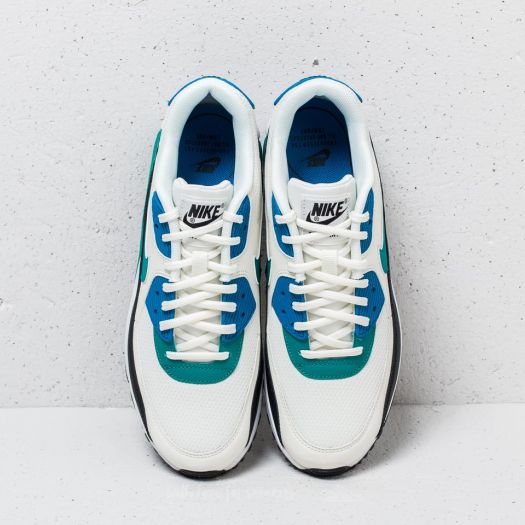 air max 90 radiant emerald