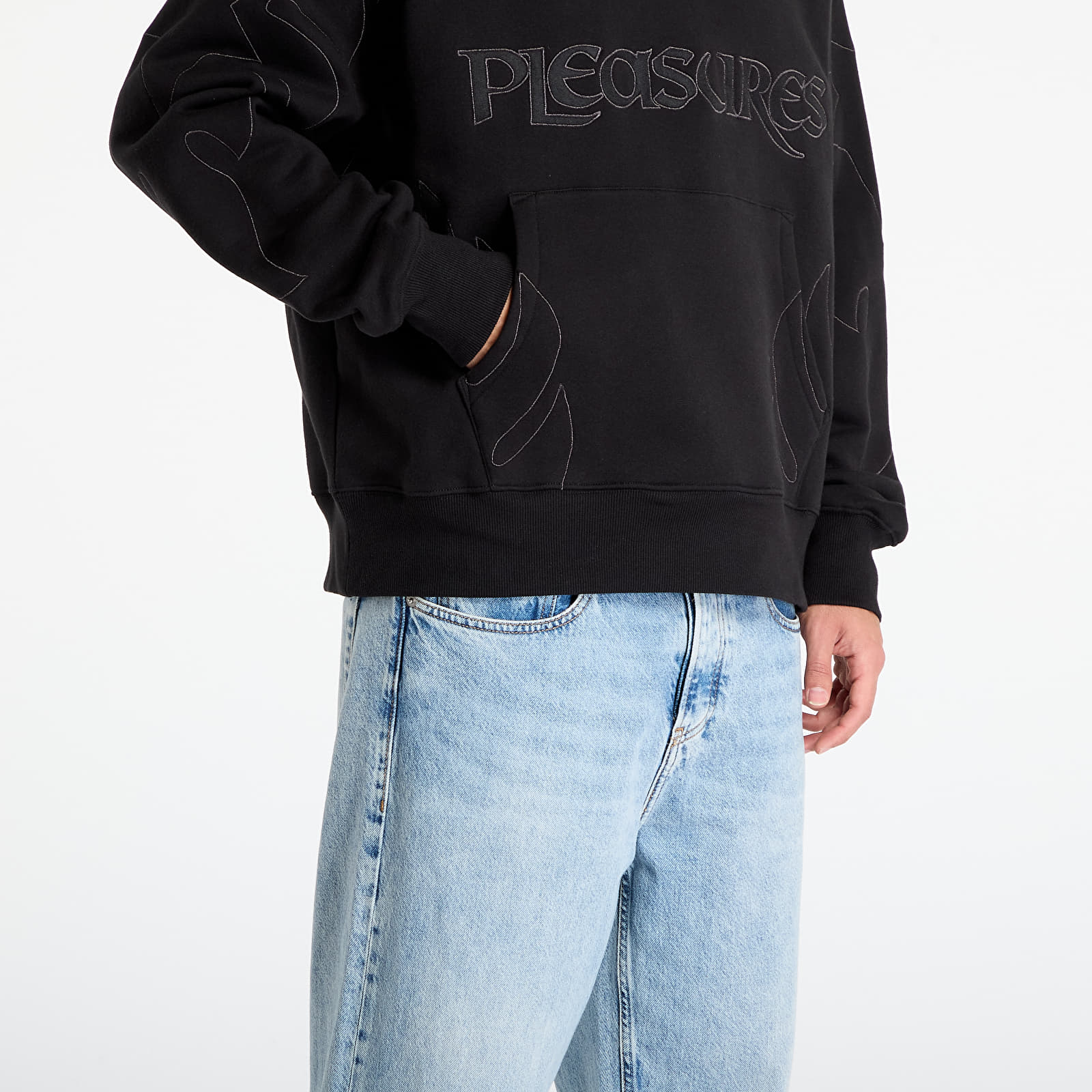 Miesten hupparit PLEASURES Afterlife Hoodie Black